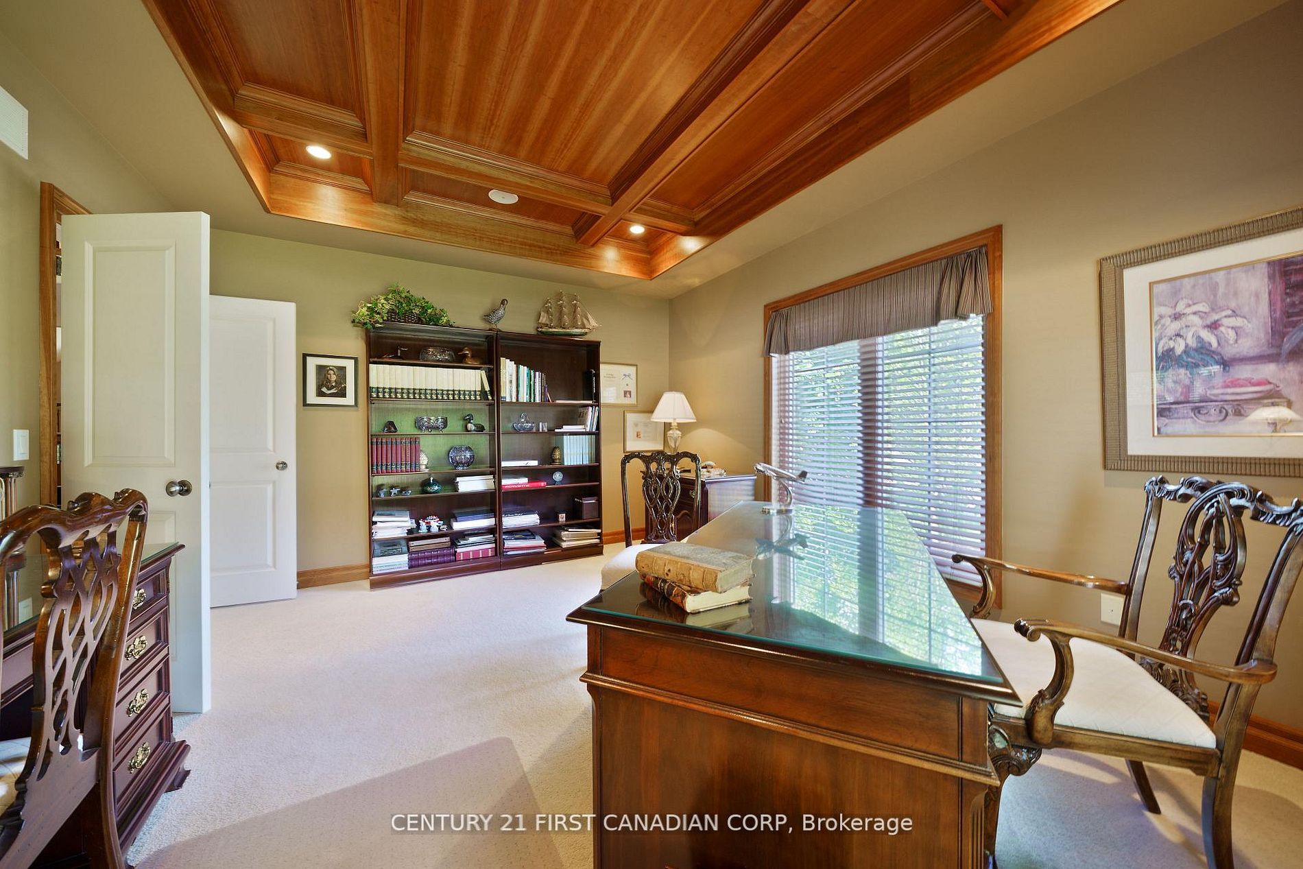 2091 Valleyrun Boulevard Property Photo 13