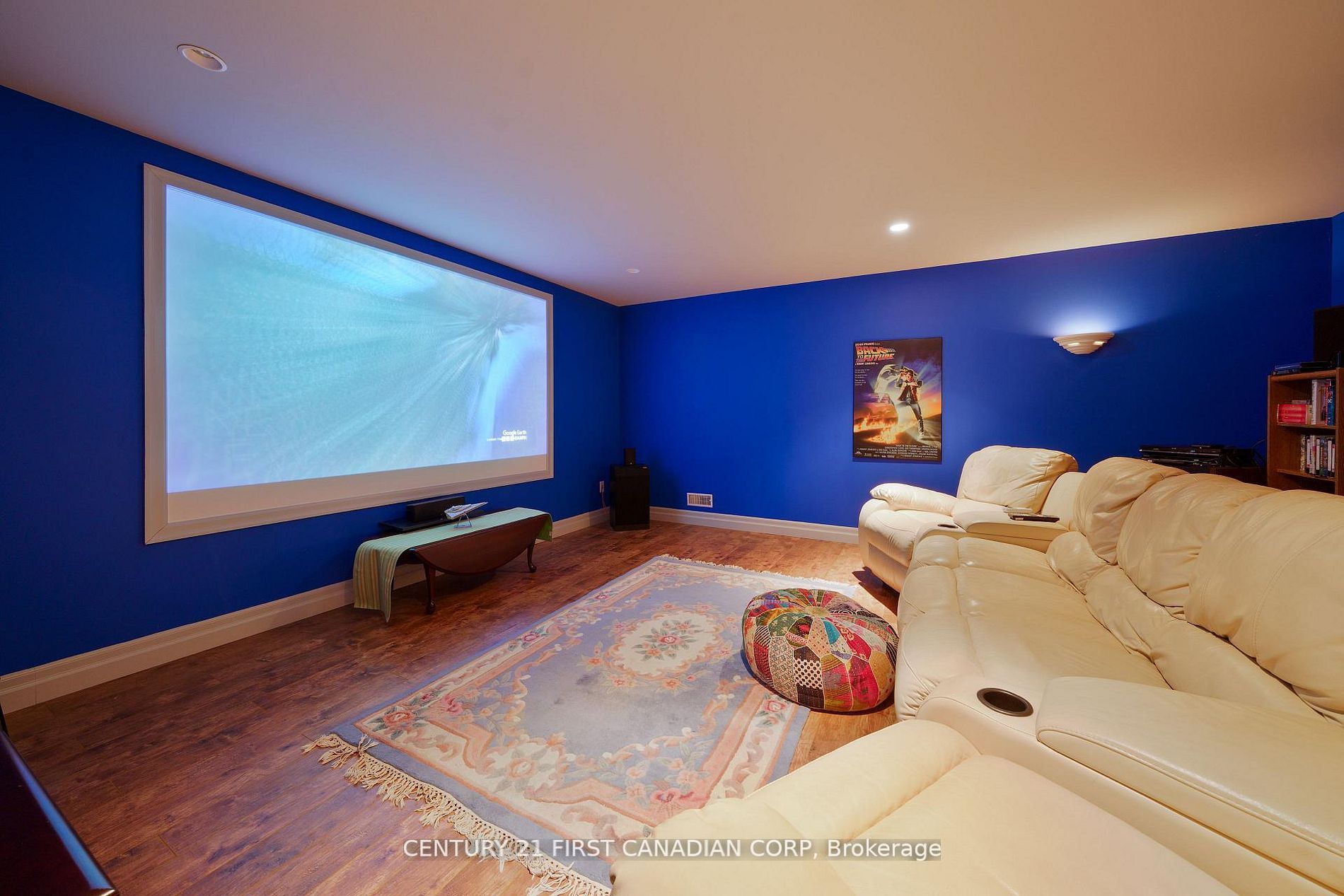 2091 Valleyrun Boulevard Property Photo 24