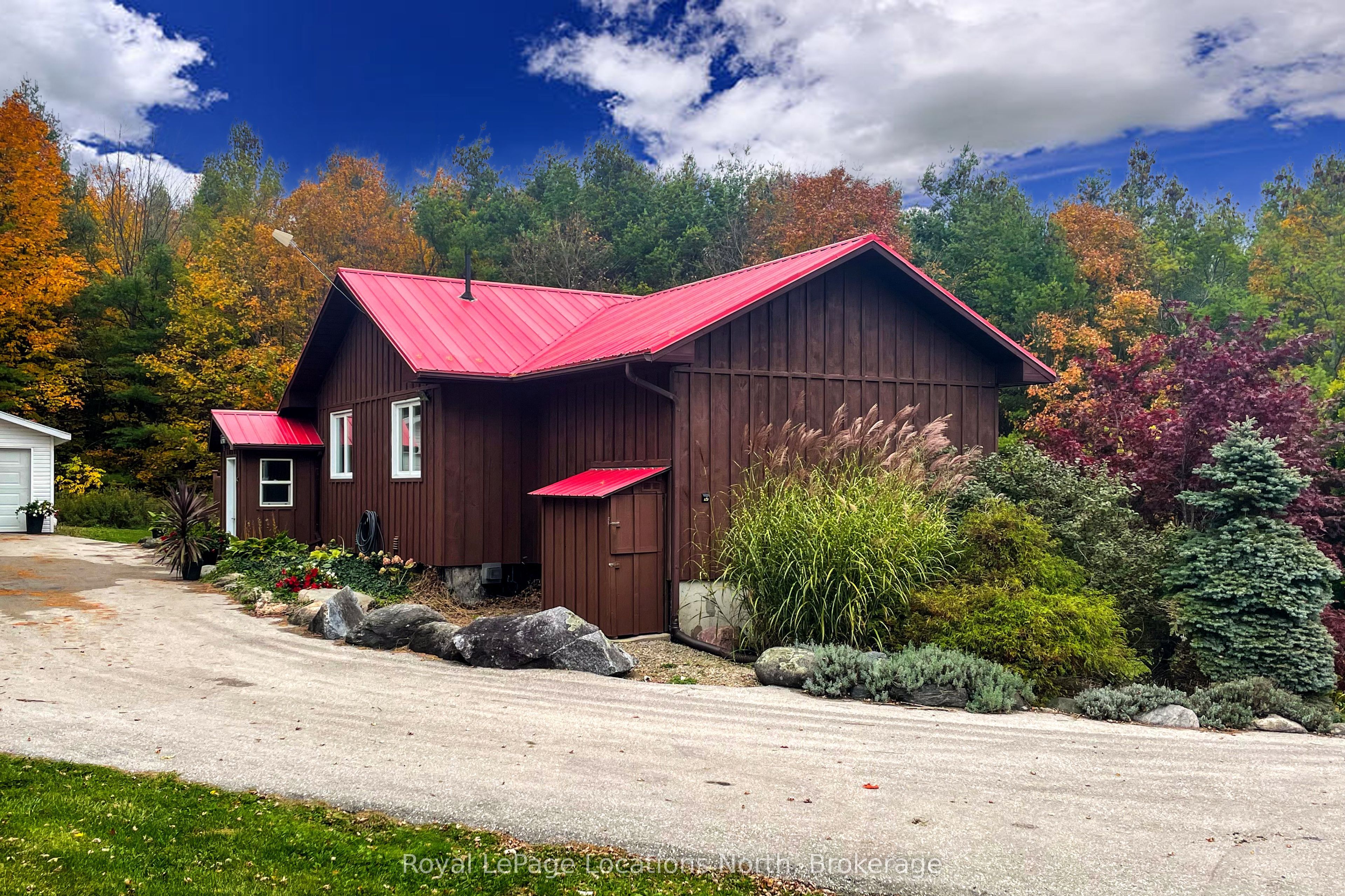 57810 12th Line Property Photo 4