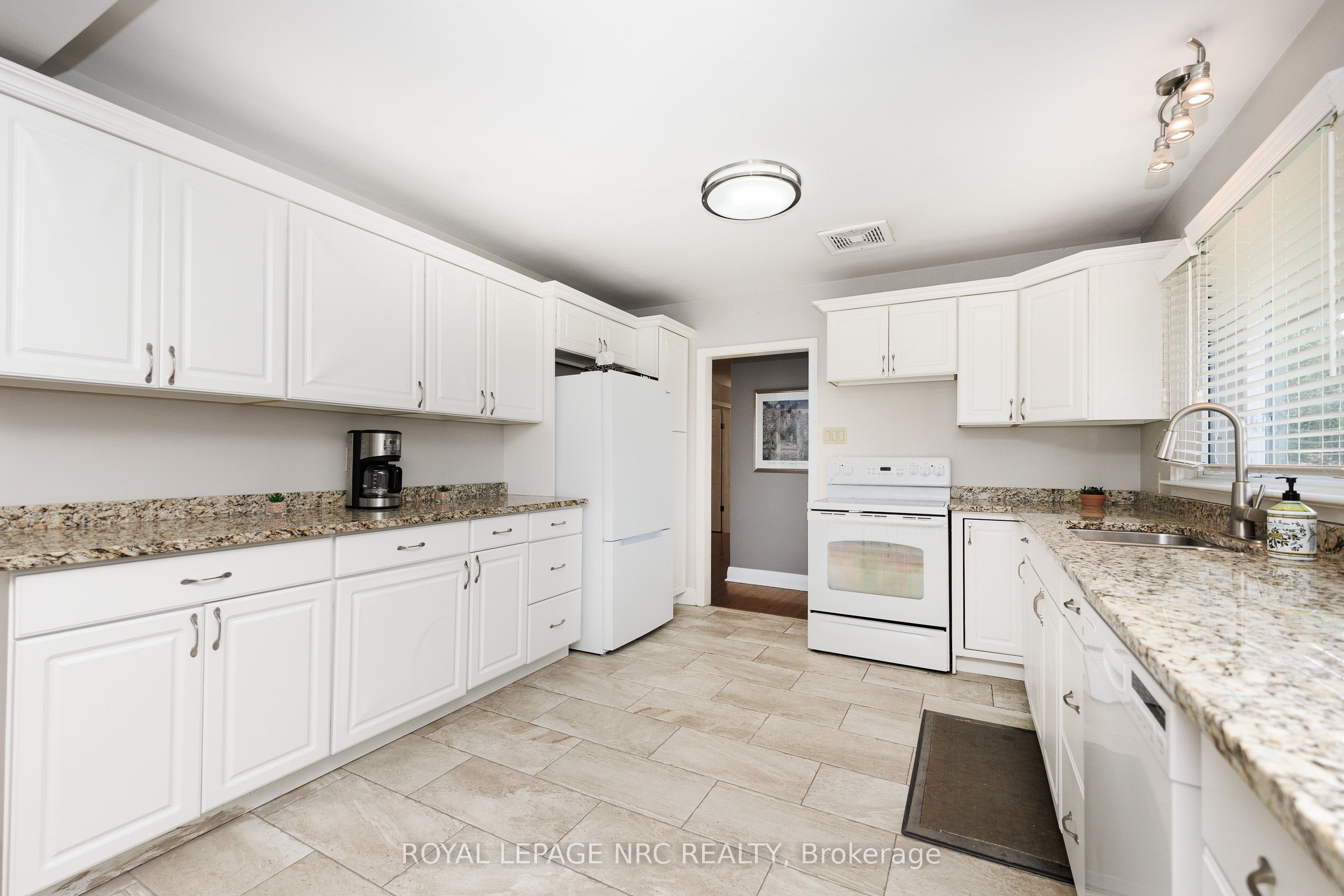 24 Munro Street Property Photo 14