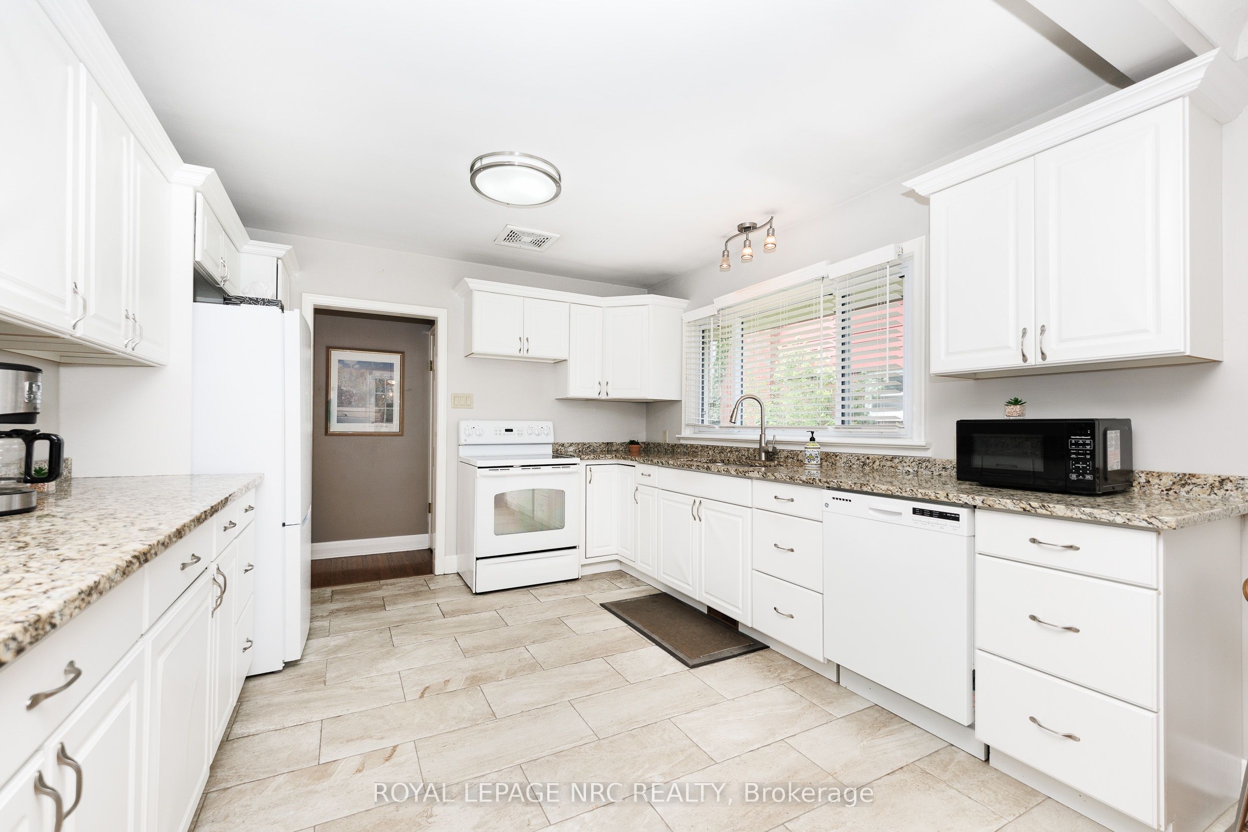 24 Munro Street Property Photo 15