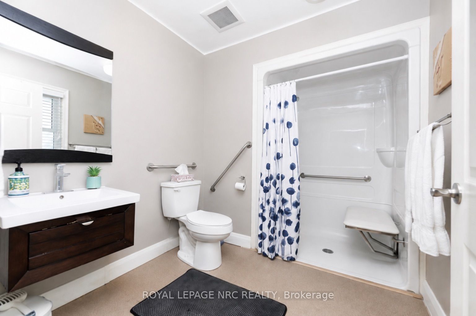 24 Munro Street Property Photo 22
