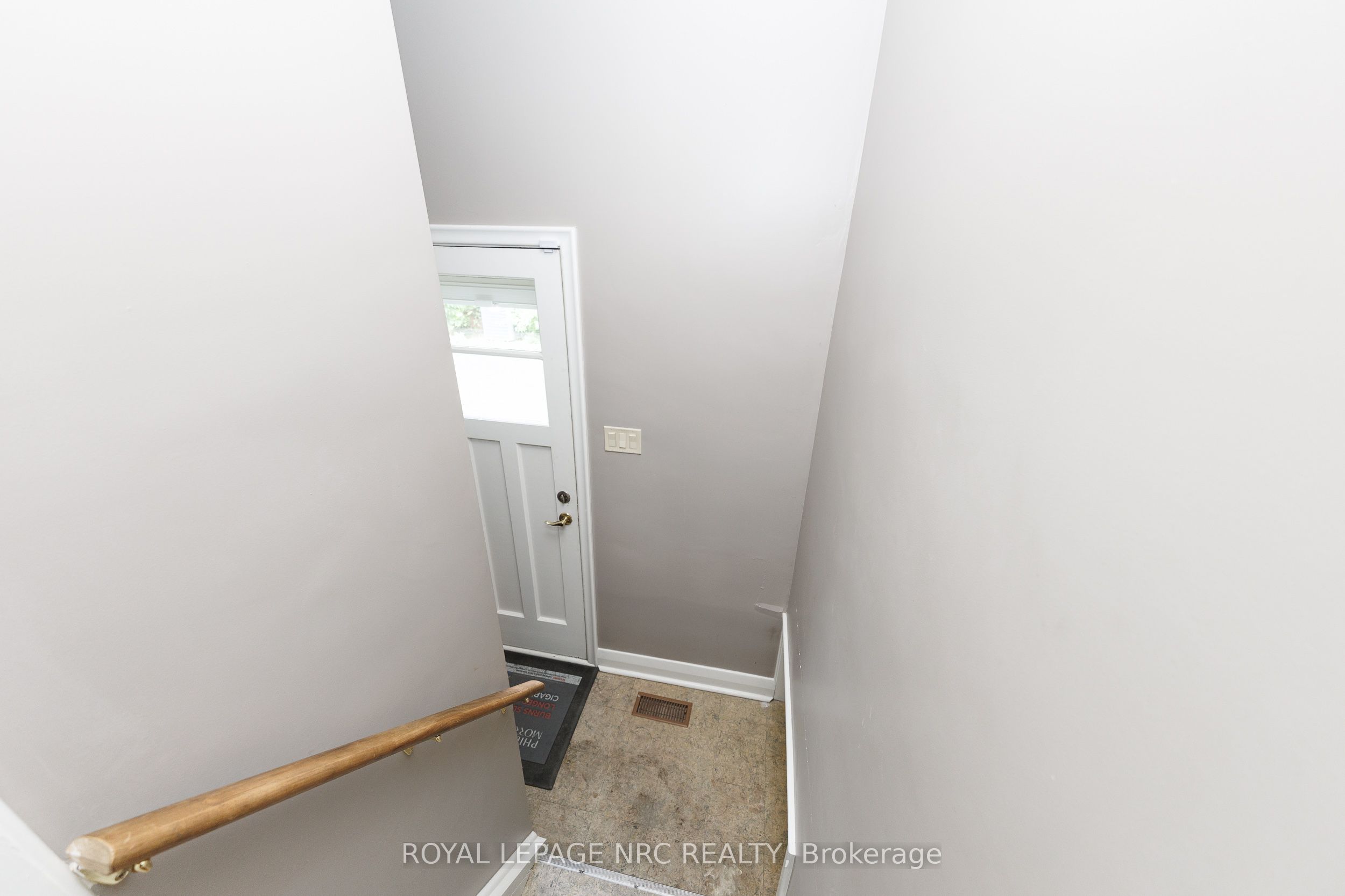 24 Munro Street Property Photo 27