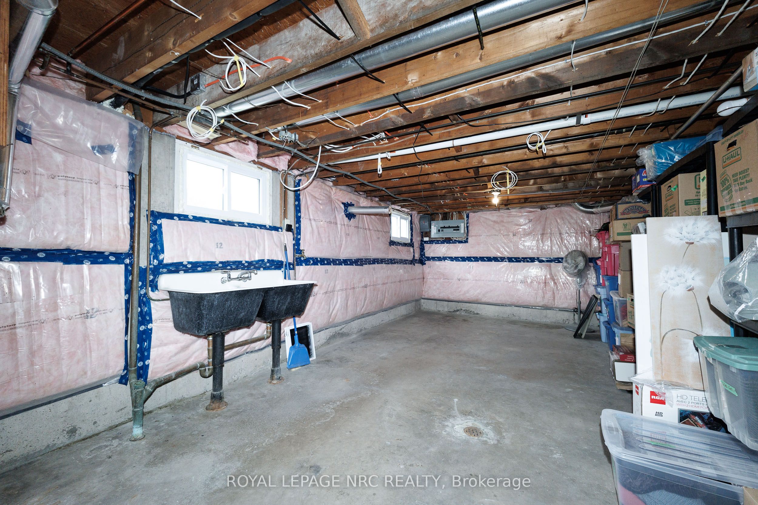 24 Munro Street Property Photo 32