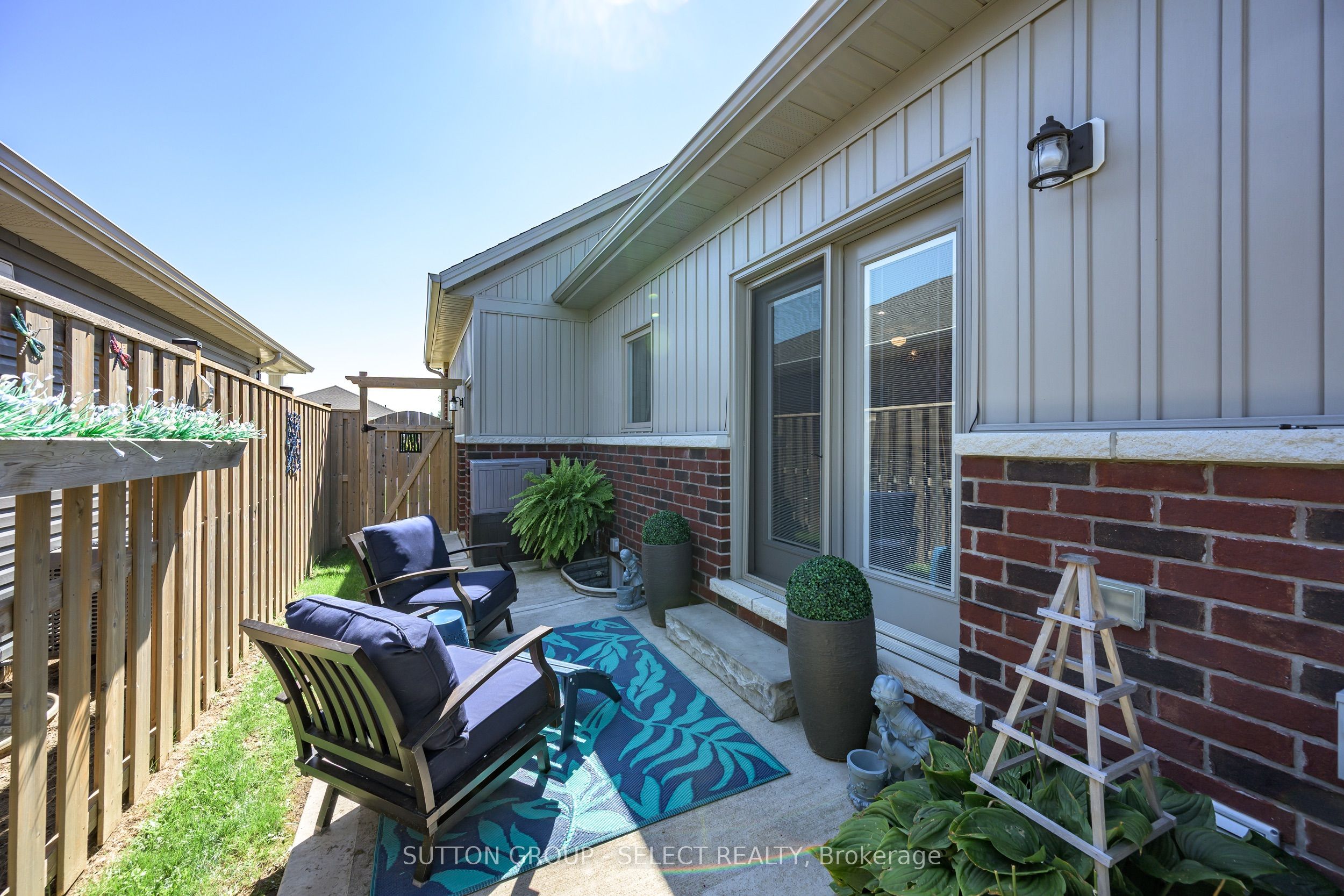 99 Lanz Boulevard Property Photo 10