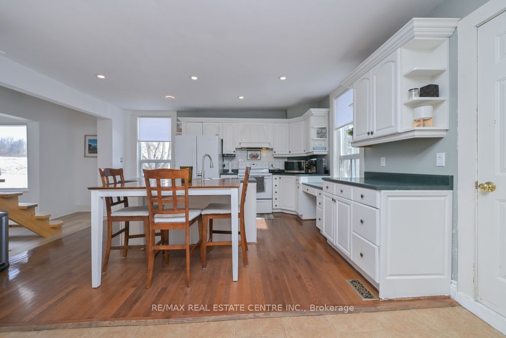 347157 Mono Centre Road Property Photo 8
