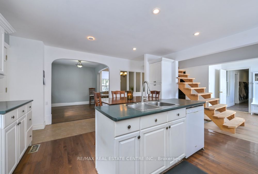 347157 Mono Centre Road Property Photo 9