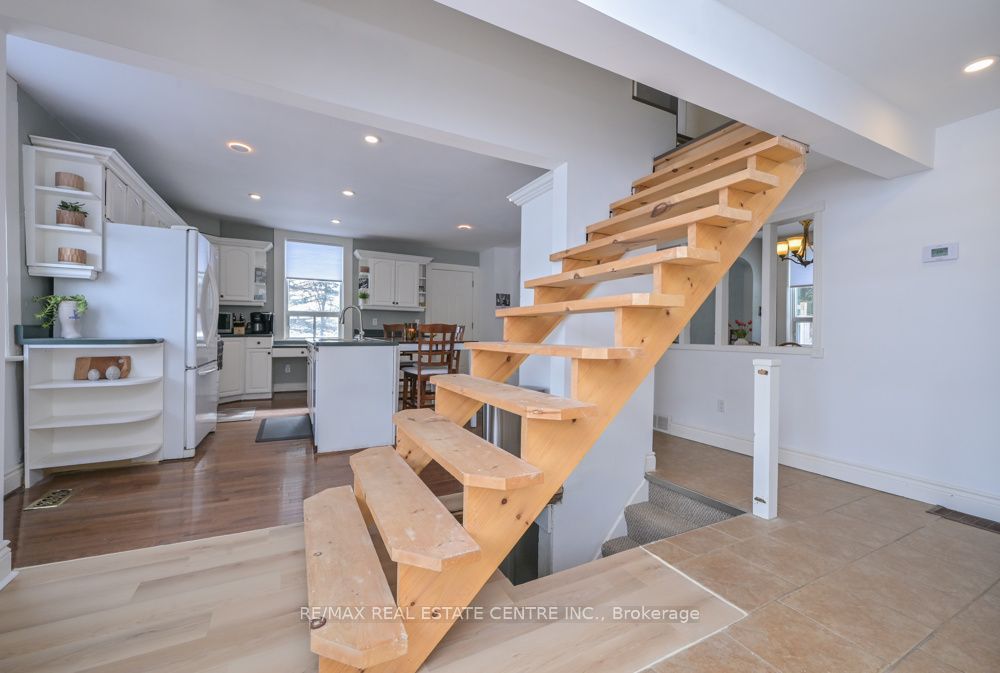 347157 Mono Centre Road Property Photo 16