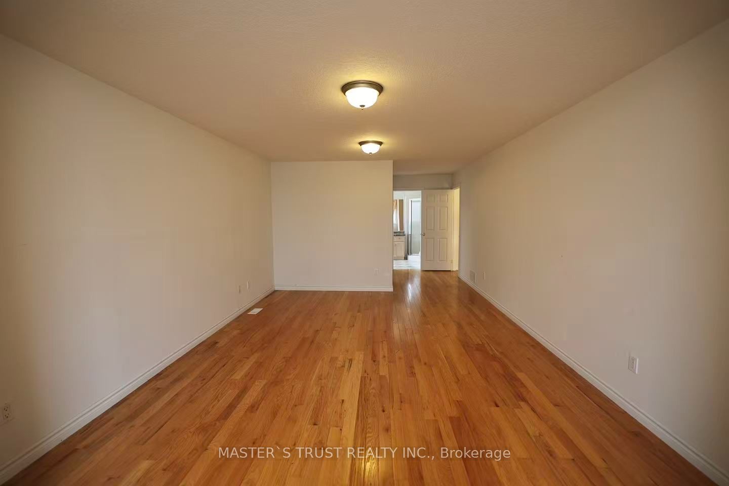7 Westra Drive Property Photo 19