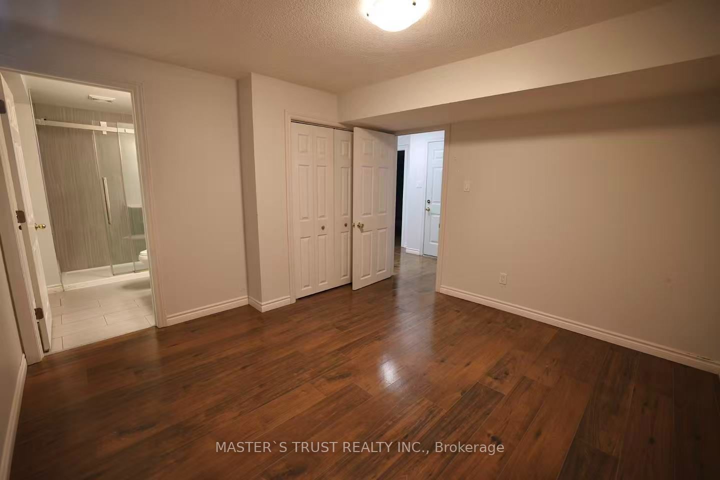 7 Westra Drive Property Photo 23