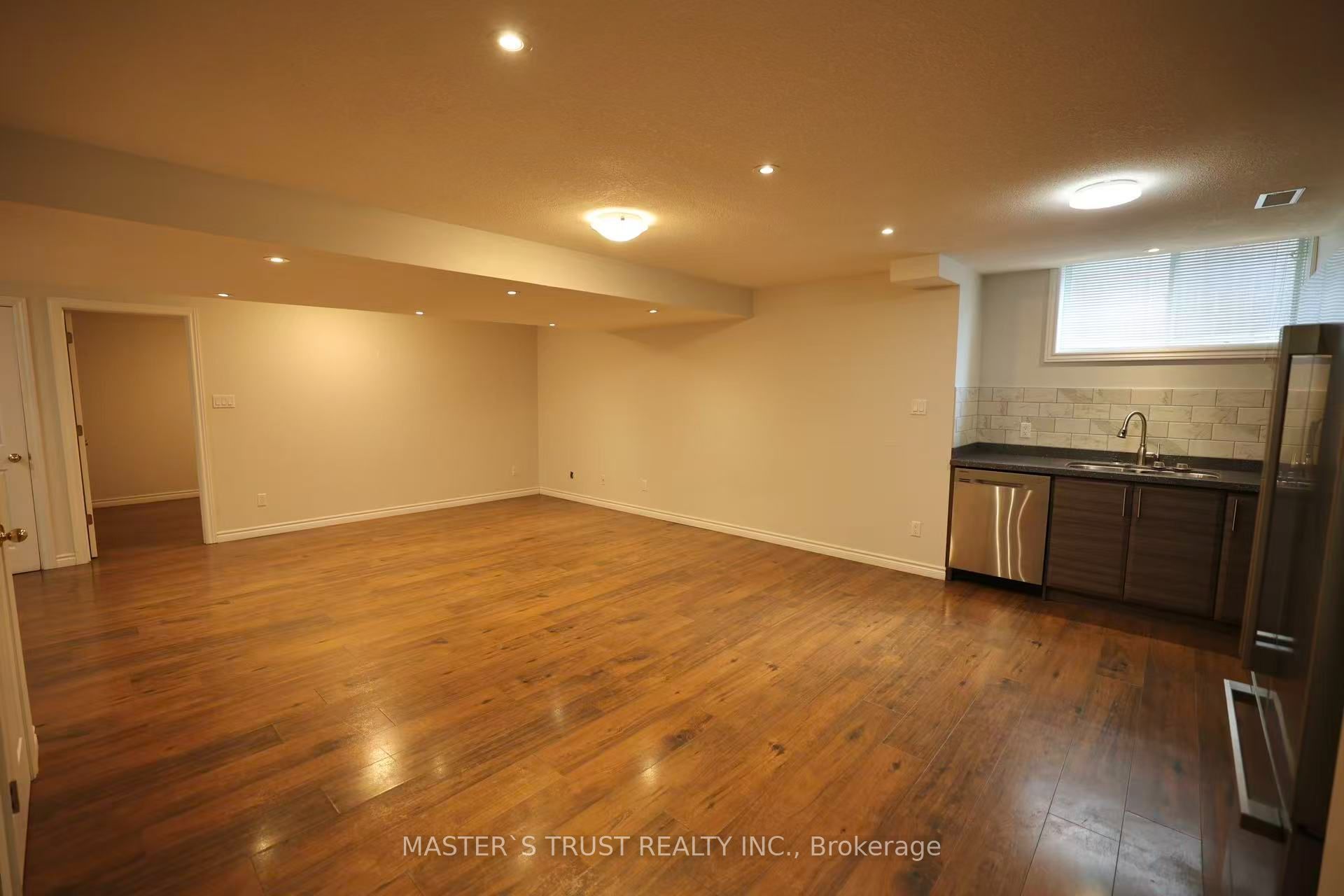 7 Westra Drive Property Photo 26