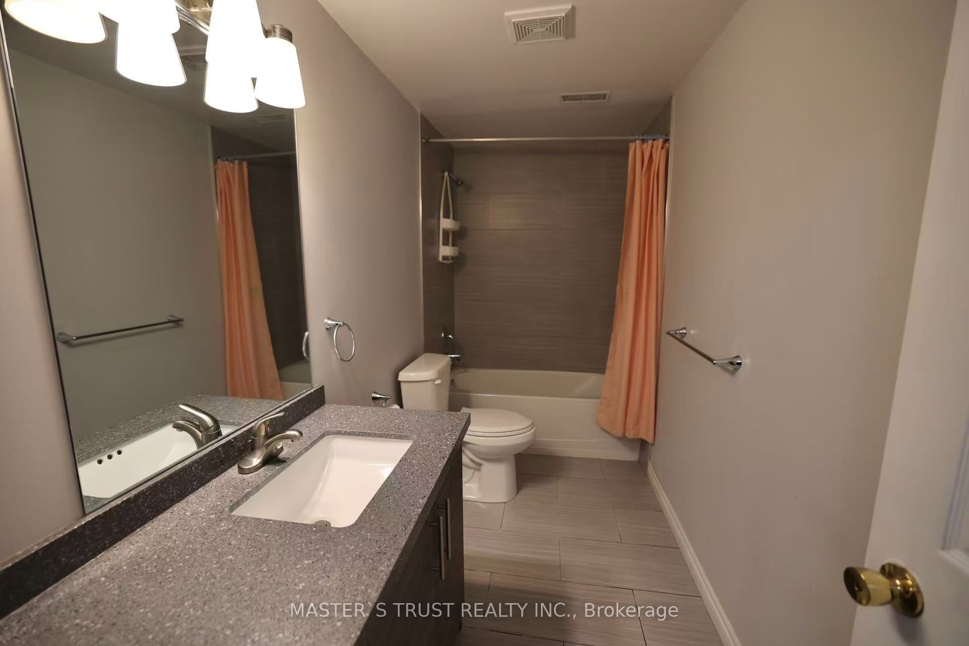 7 Westra Drive Property Photo 29