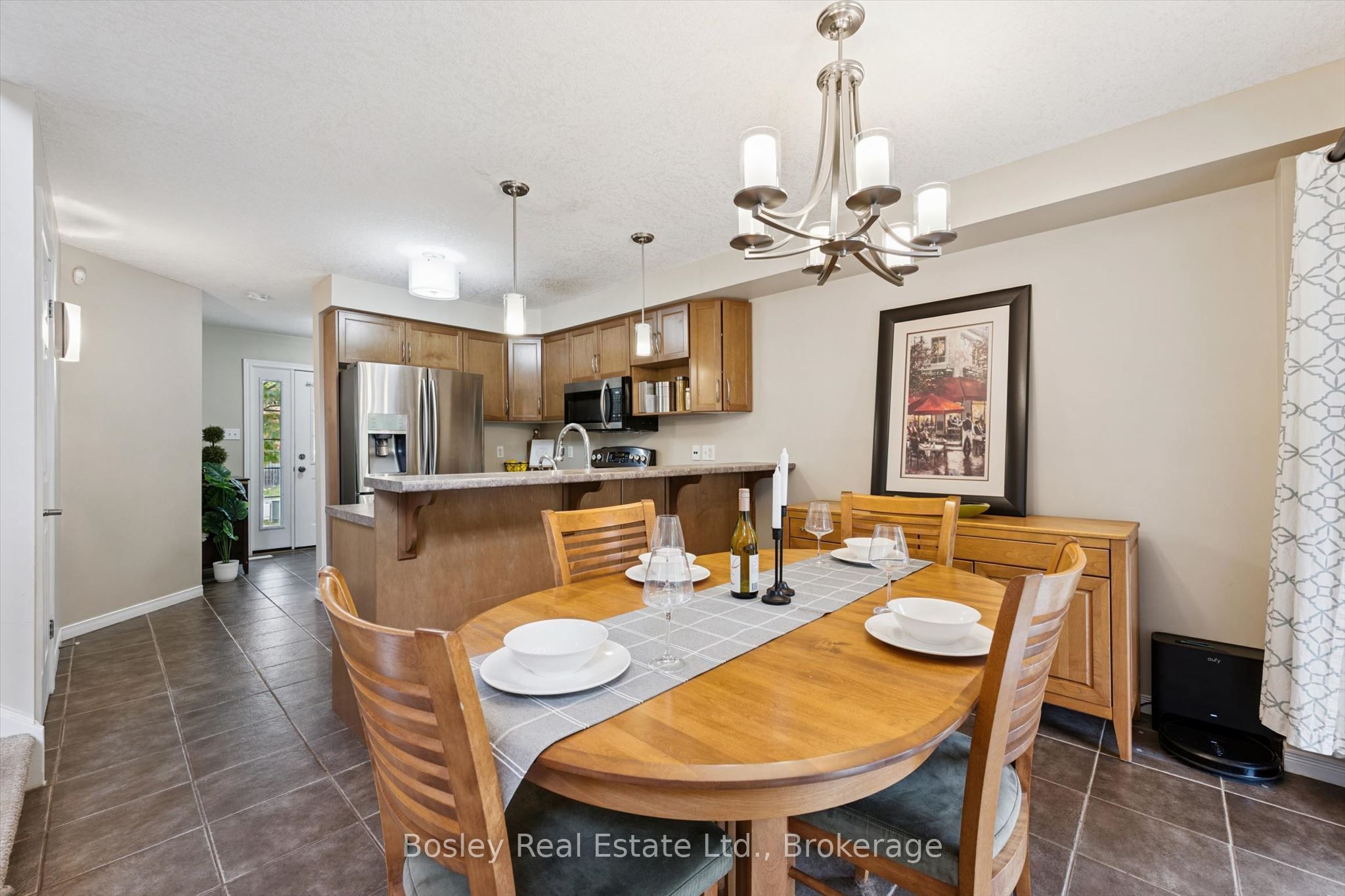 8 Walker Way Property Photo 9