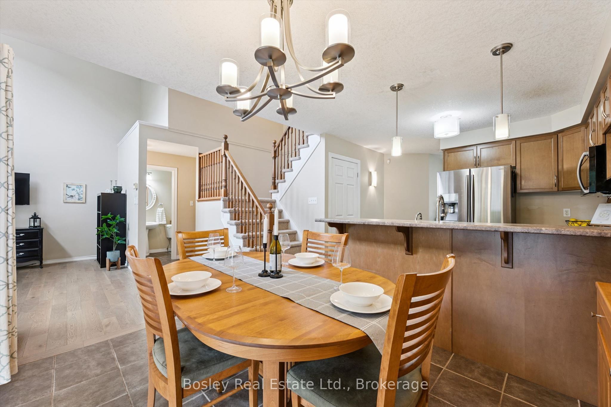 8 Walker Way Property Photo 13