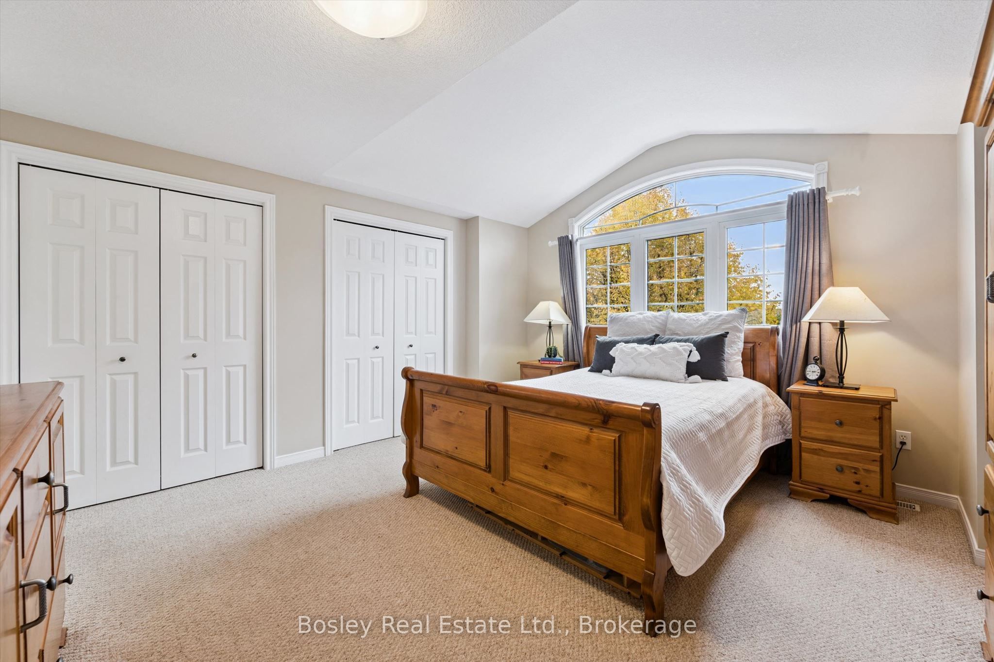 8 Walker Way Property Photo 19
