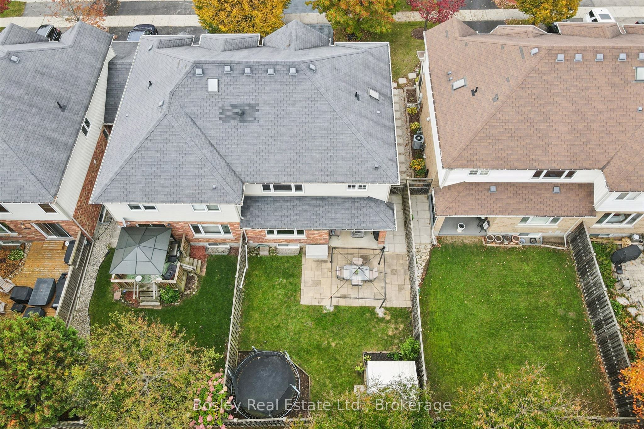 8 Walker Way Property Photo 37