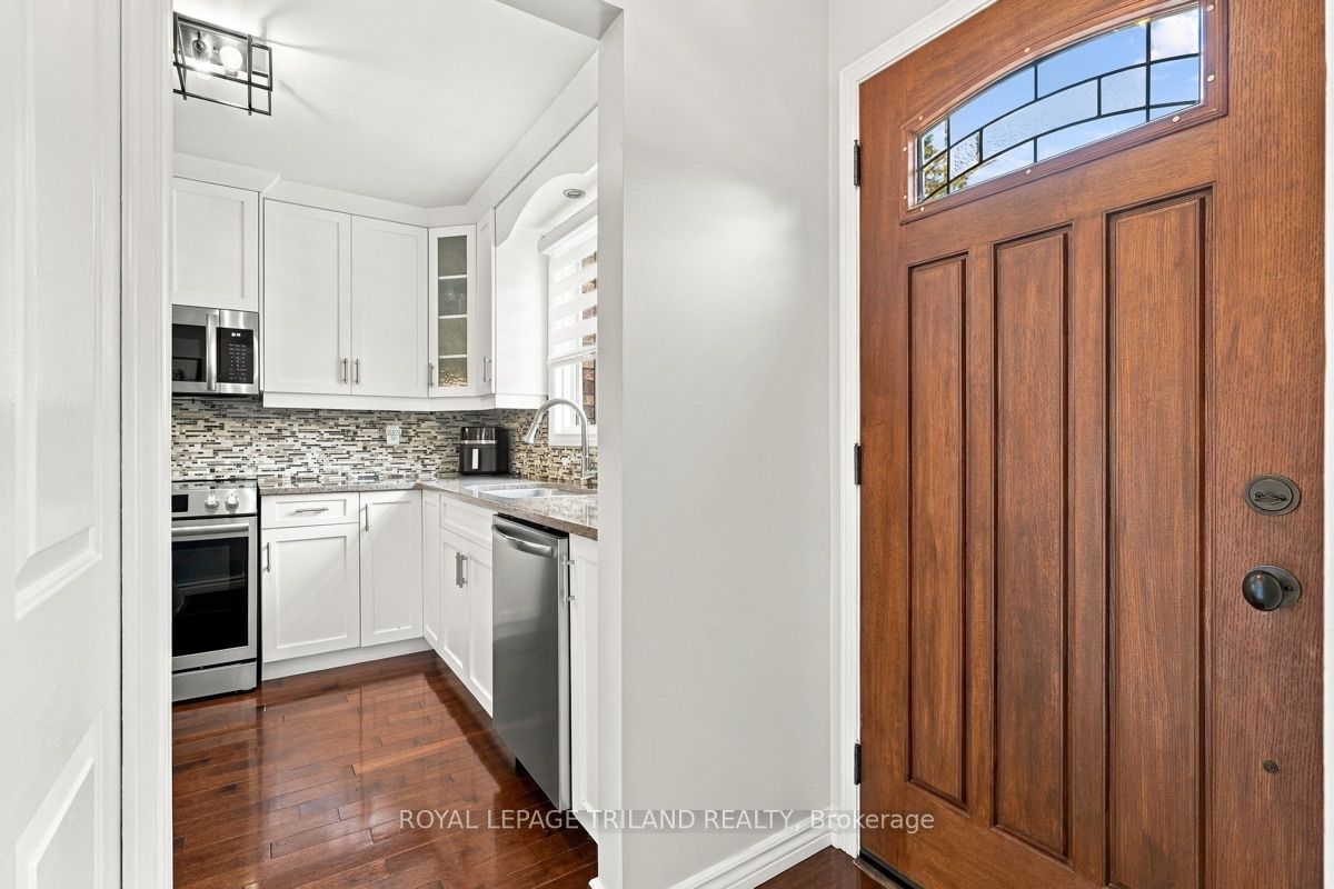 1345 Aldersbrook Road Property Photo 4