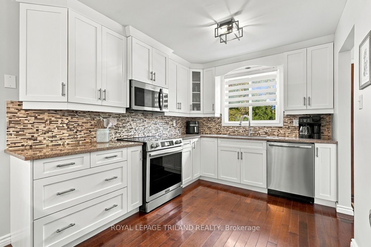 1345 Aldersbrook Road Property Photo 8