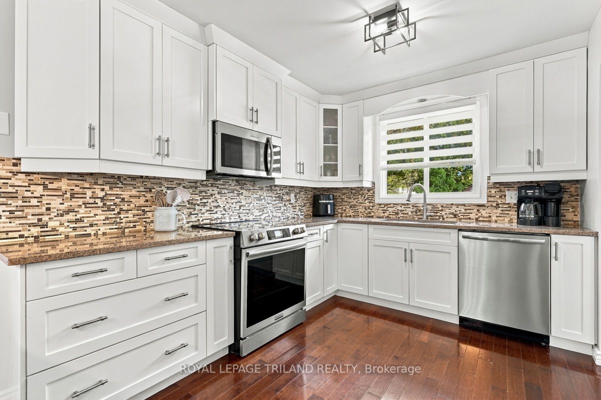 1345 Aldersbrook Road Property Photo 12