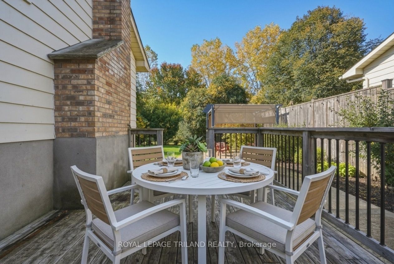 1345 Aldersbrook Road Property Photo 28
