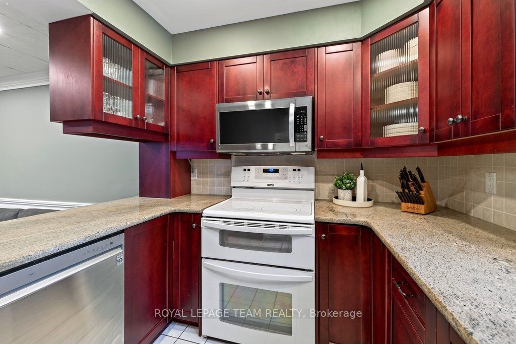 249 Hinchey Avenue Property Photo 16