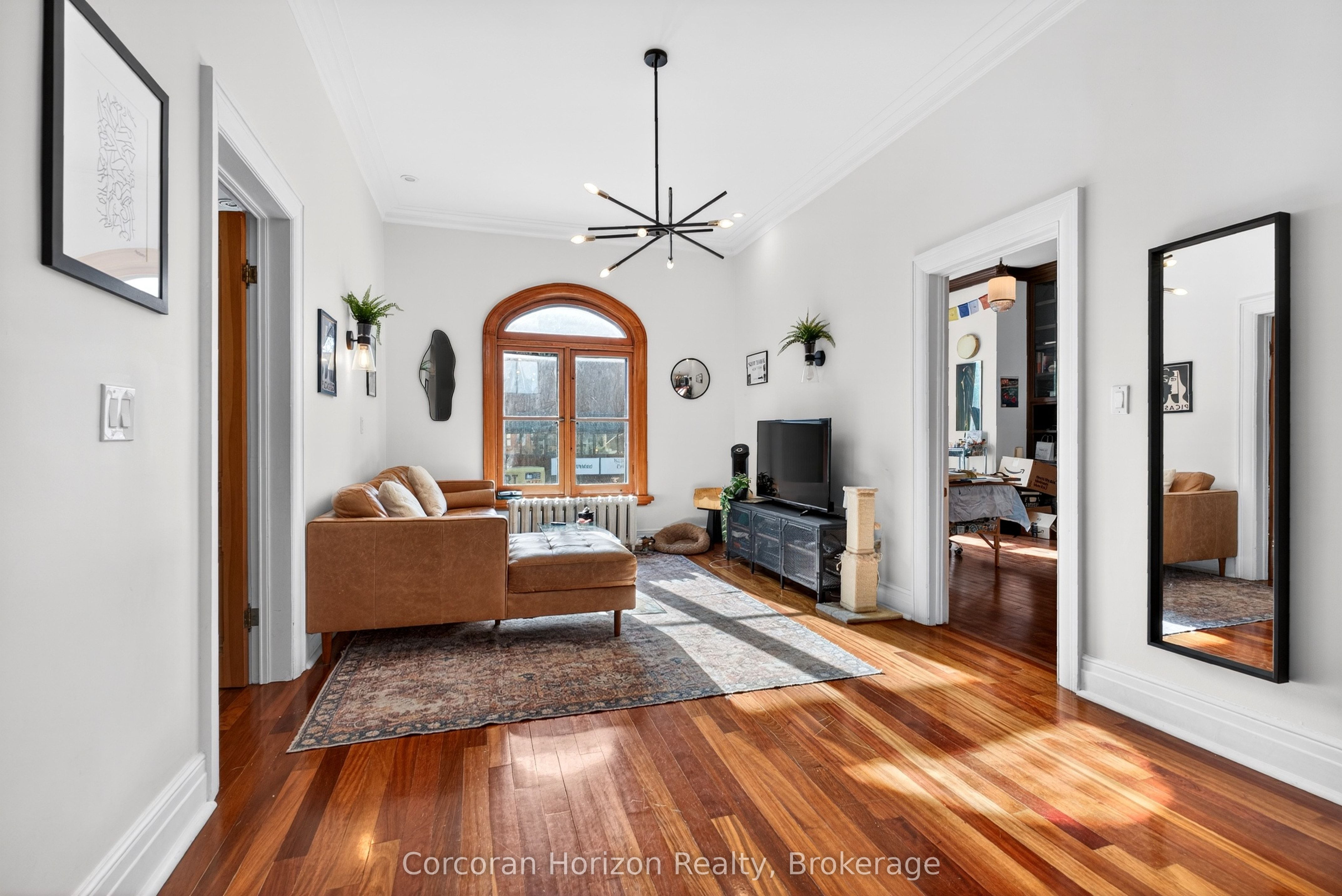 183 James Street S Property Photo 19