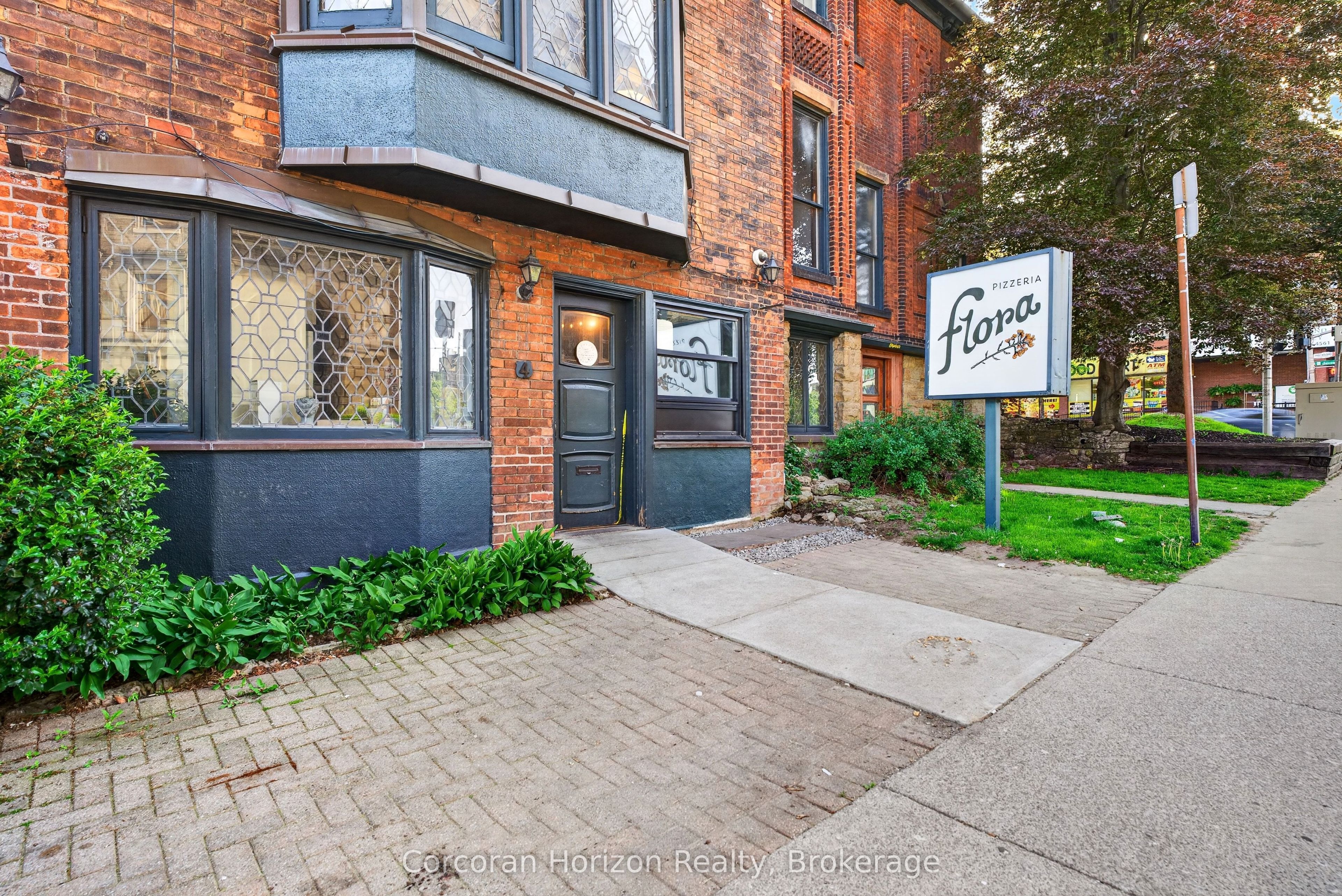 183 James Street S Property Photo 36