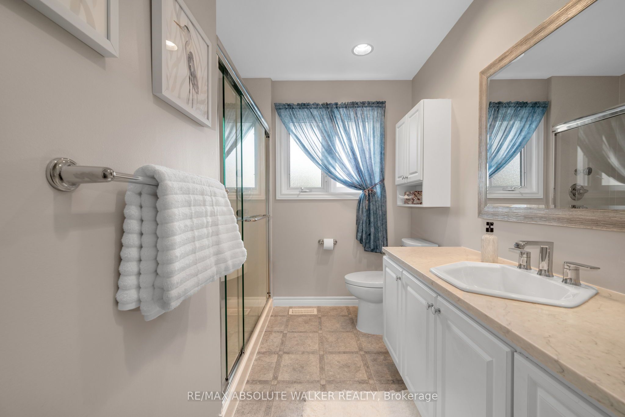 5 West Herrington Court Property Photo 30