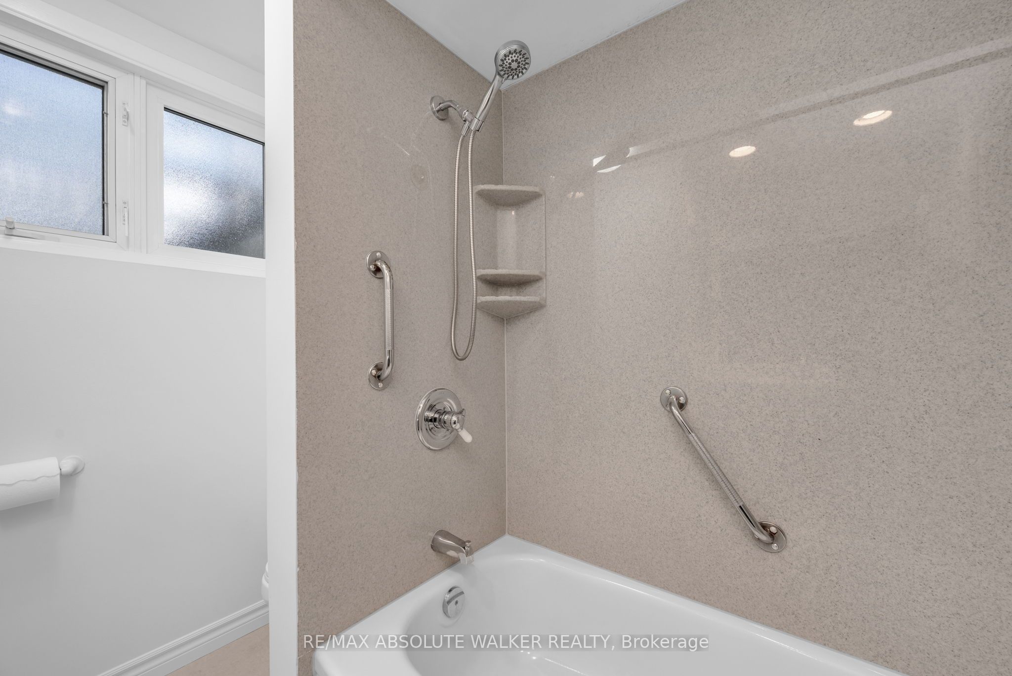 5 West Herrington Court Property Photo 42