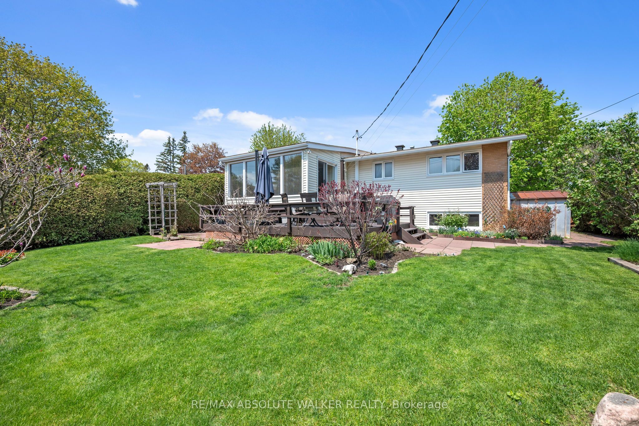 5 West Herrington Court Property Photo 48