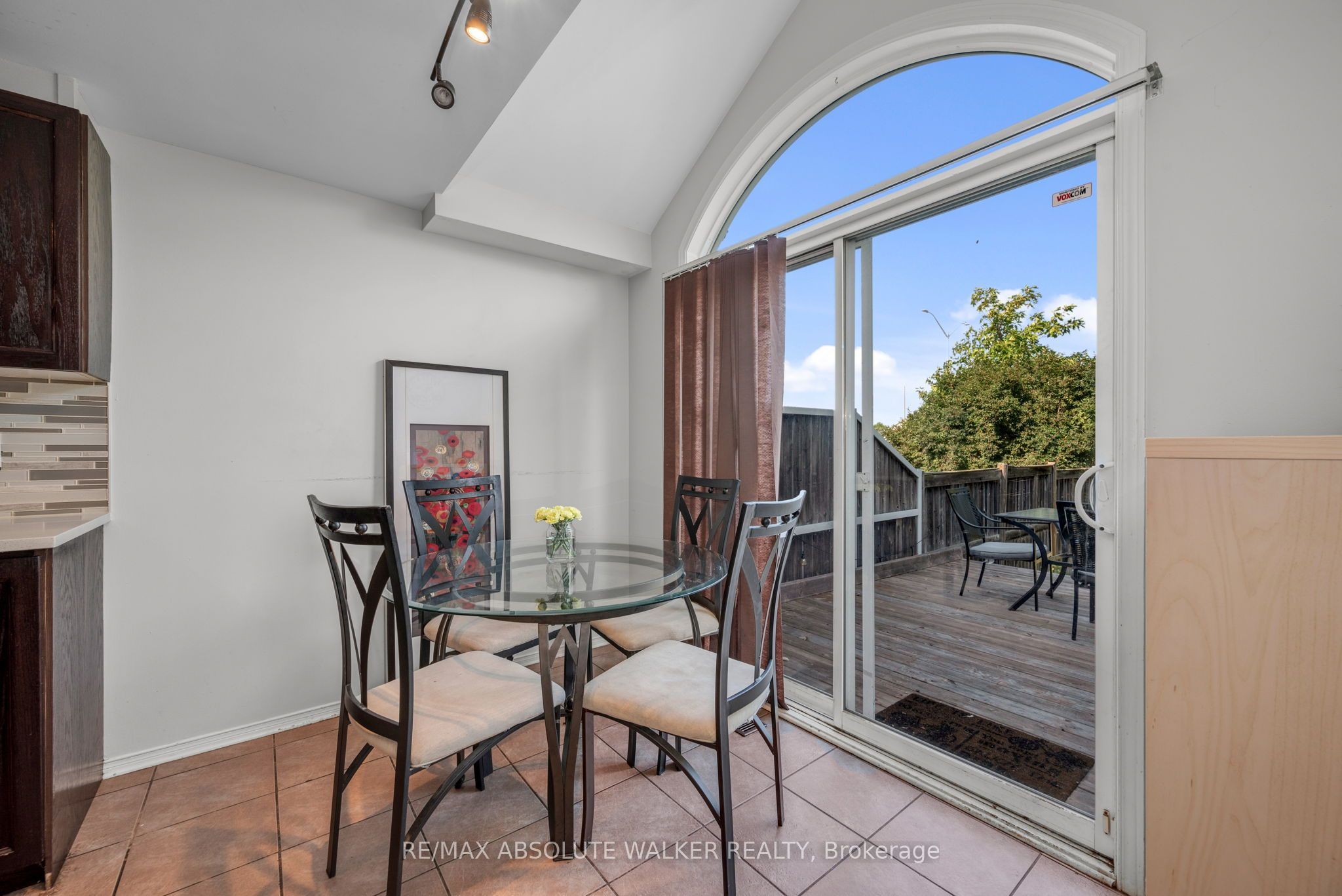 1104 Candlewood Street Property Photo 13