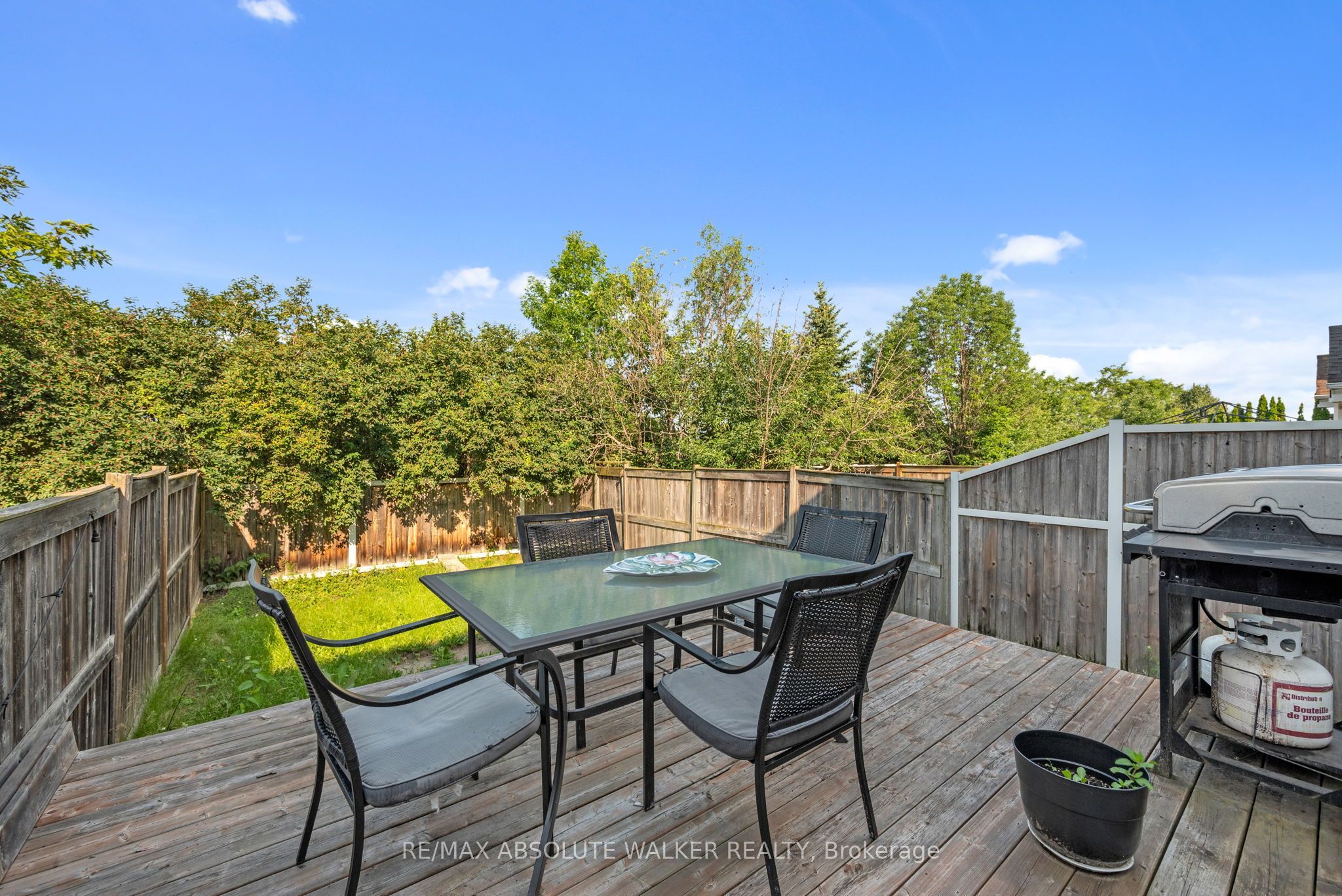 1104 Candlewood Street Property Photo 26