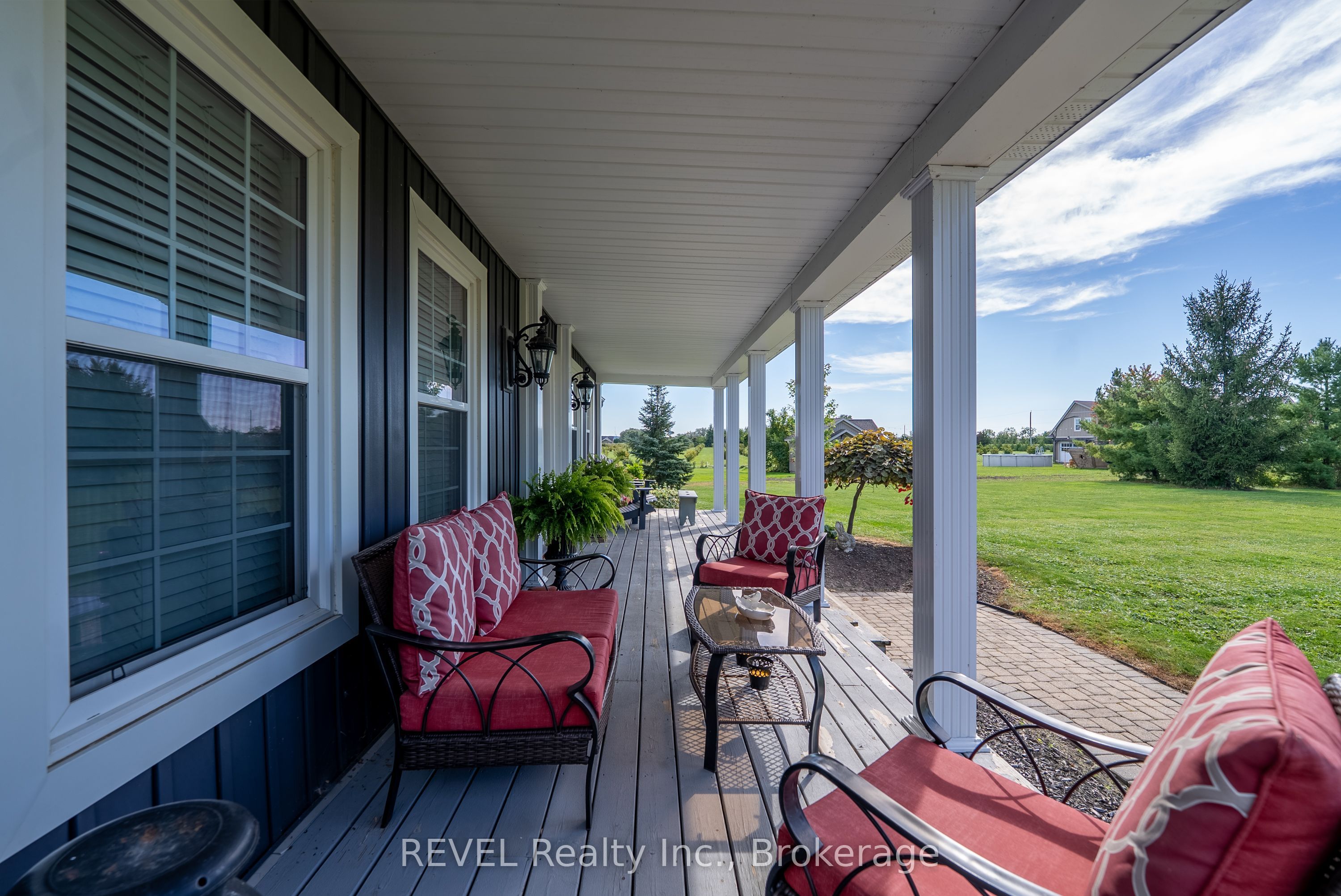 777 Mcnab Road Property Photo 8