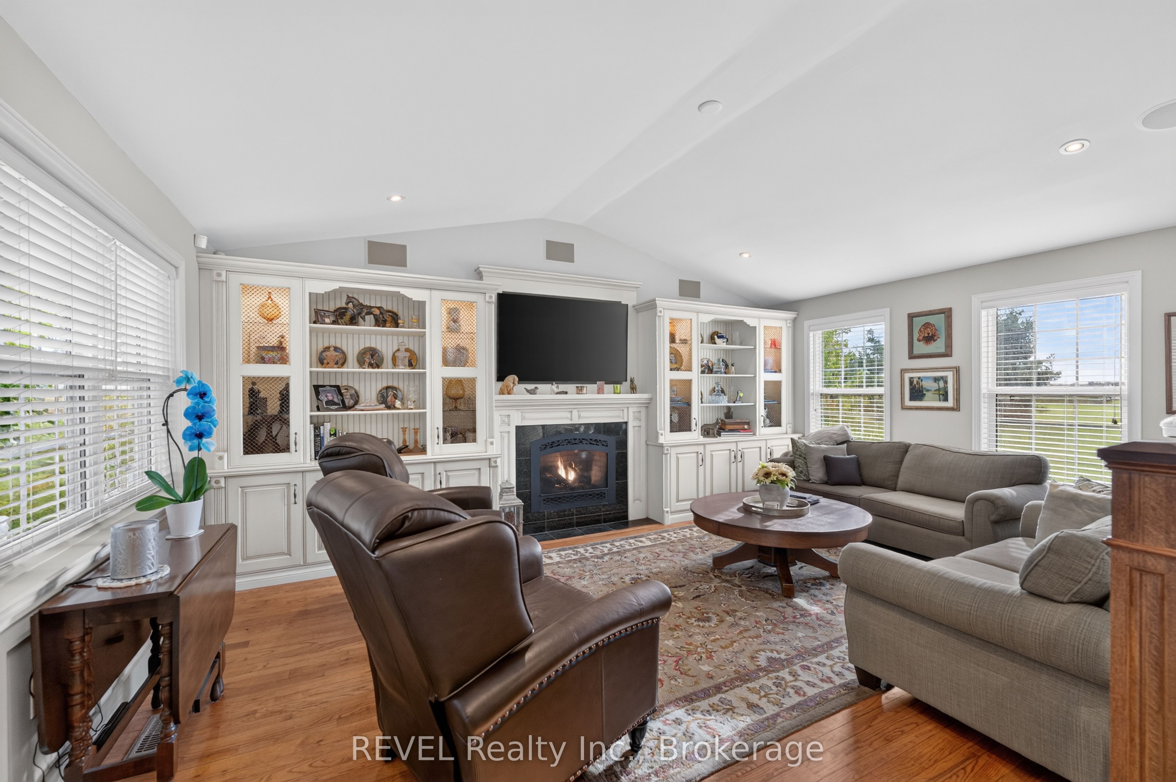 777 Mcnab Road Property Photo 16