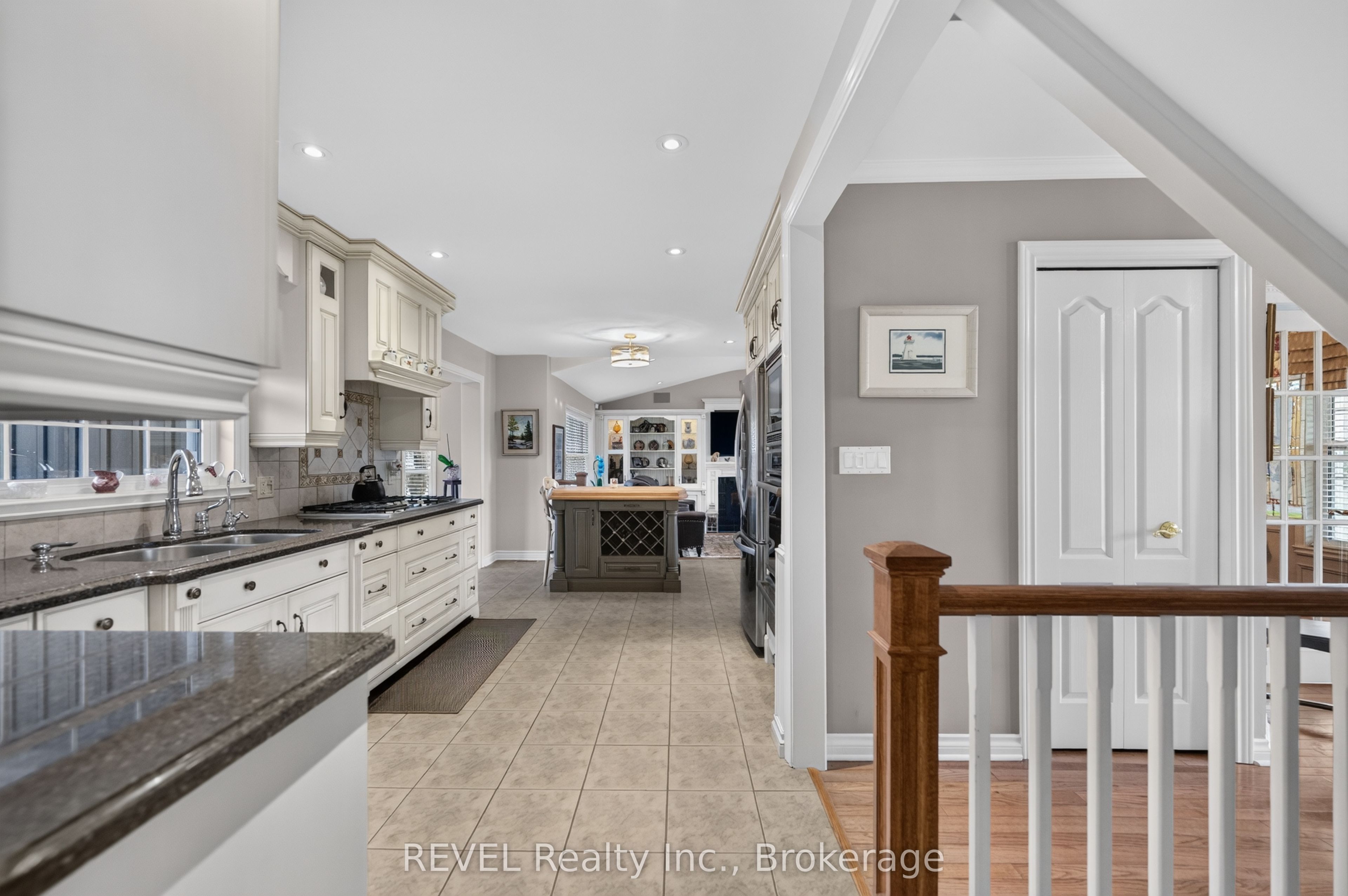 777 Mcnab Road Property Photo 22