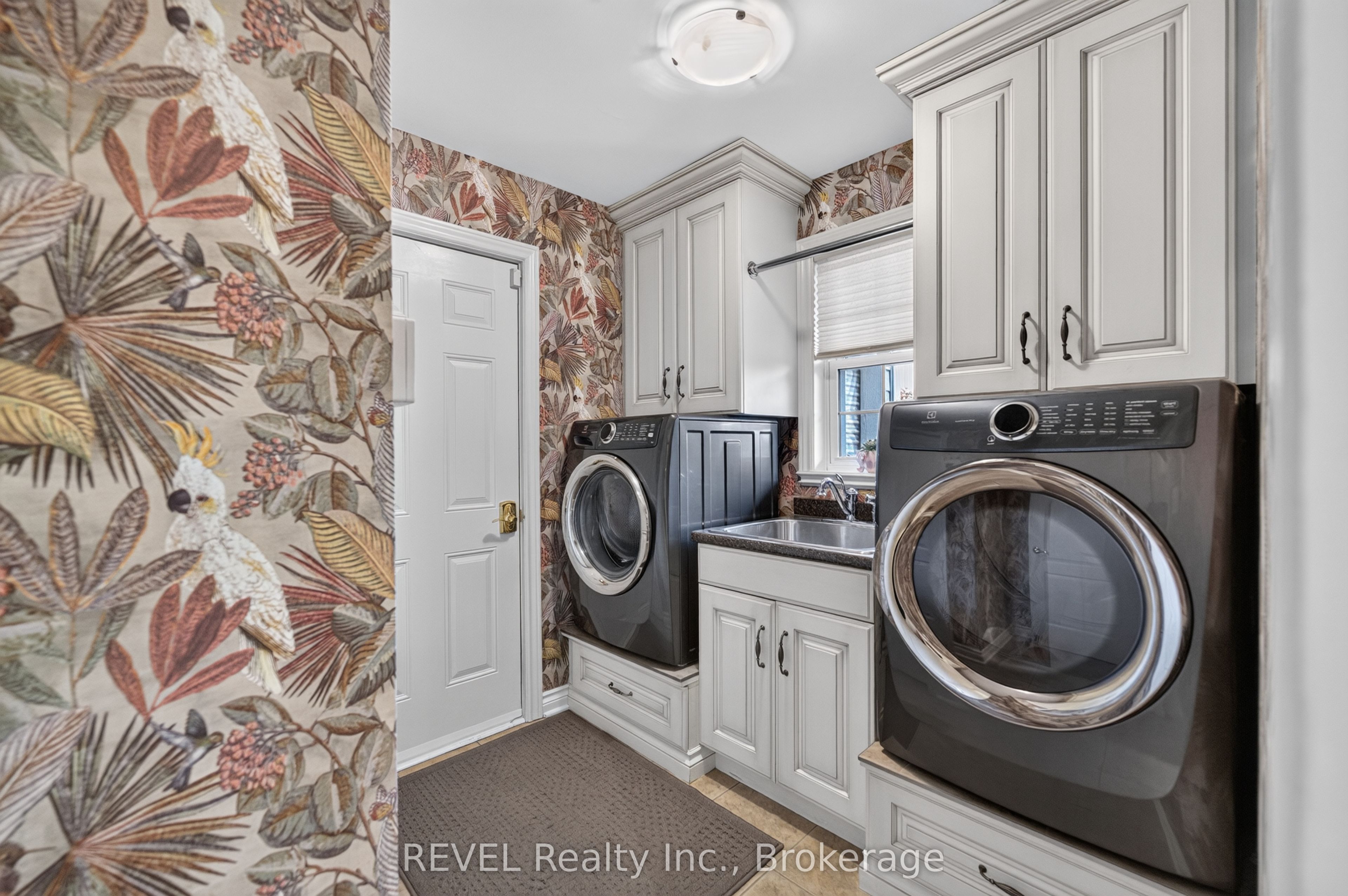 777 Mcnab Road Property Photo 25