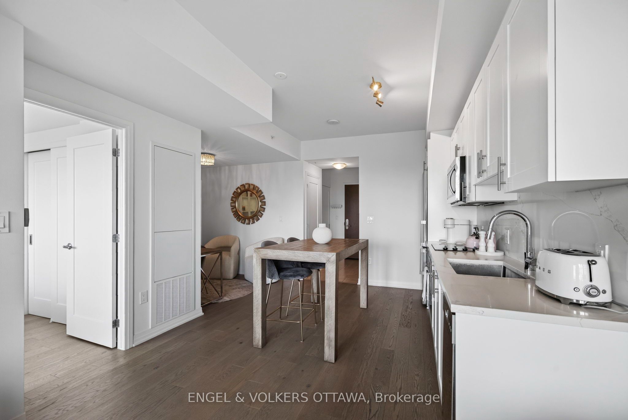 805 Carling Avenue 1503 Property Photo 28