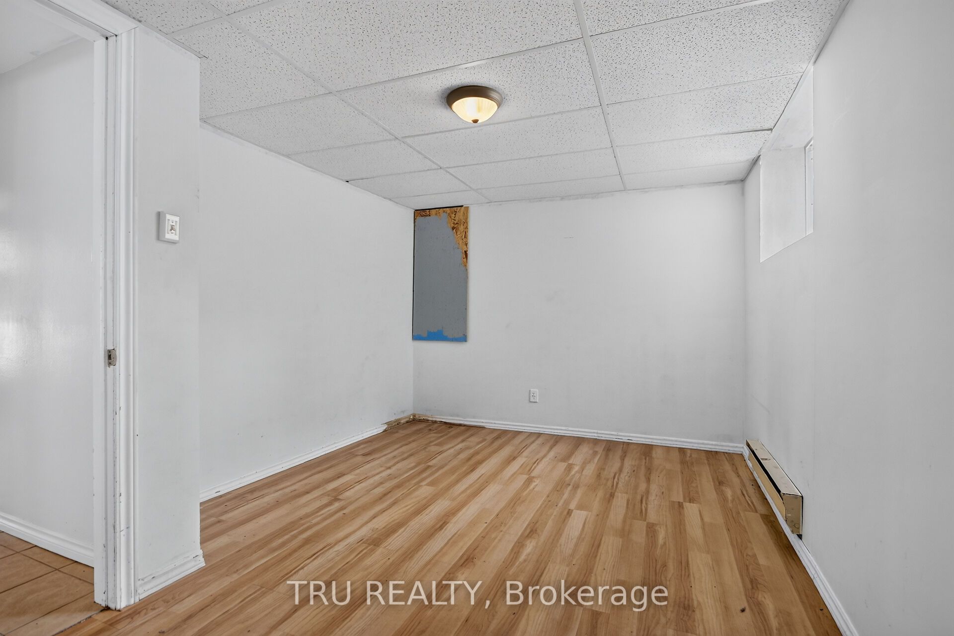 2050 Riviera Terrace 27 Property Photo 6