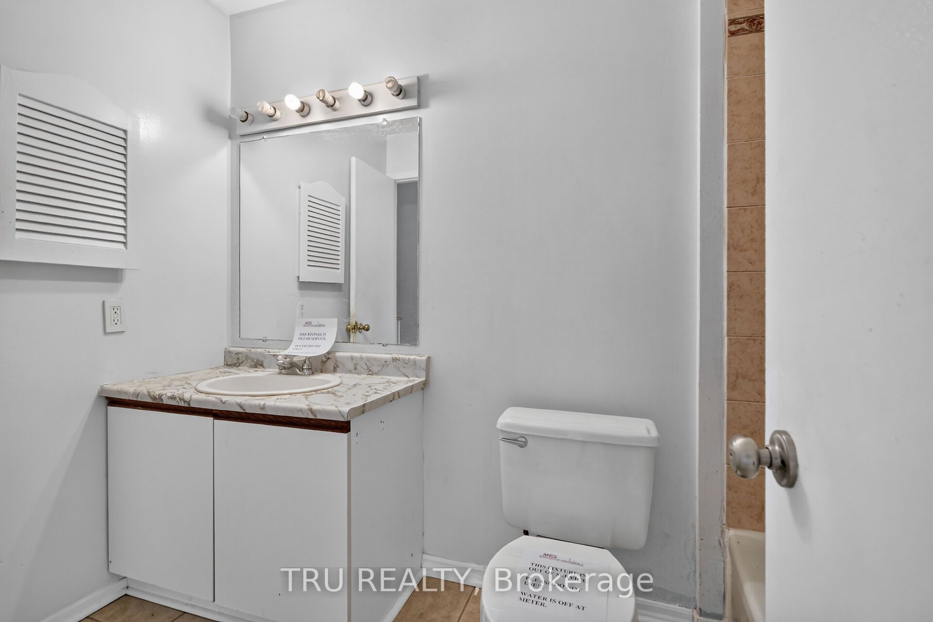 2050 Riviera Terrace 27 Property Photo 13