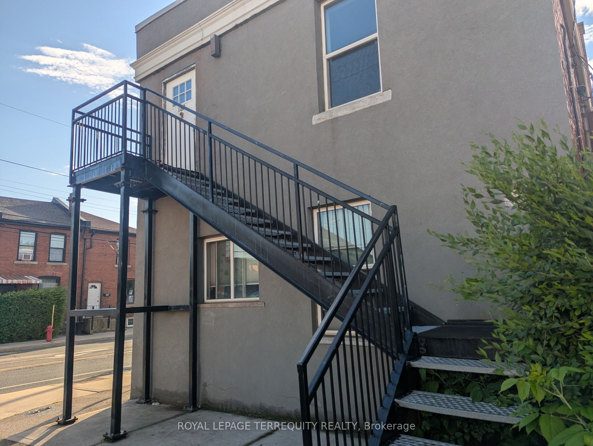 1182 Cannon Street E B Property Photo 9
