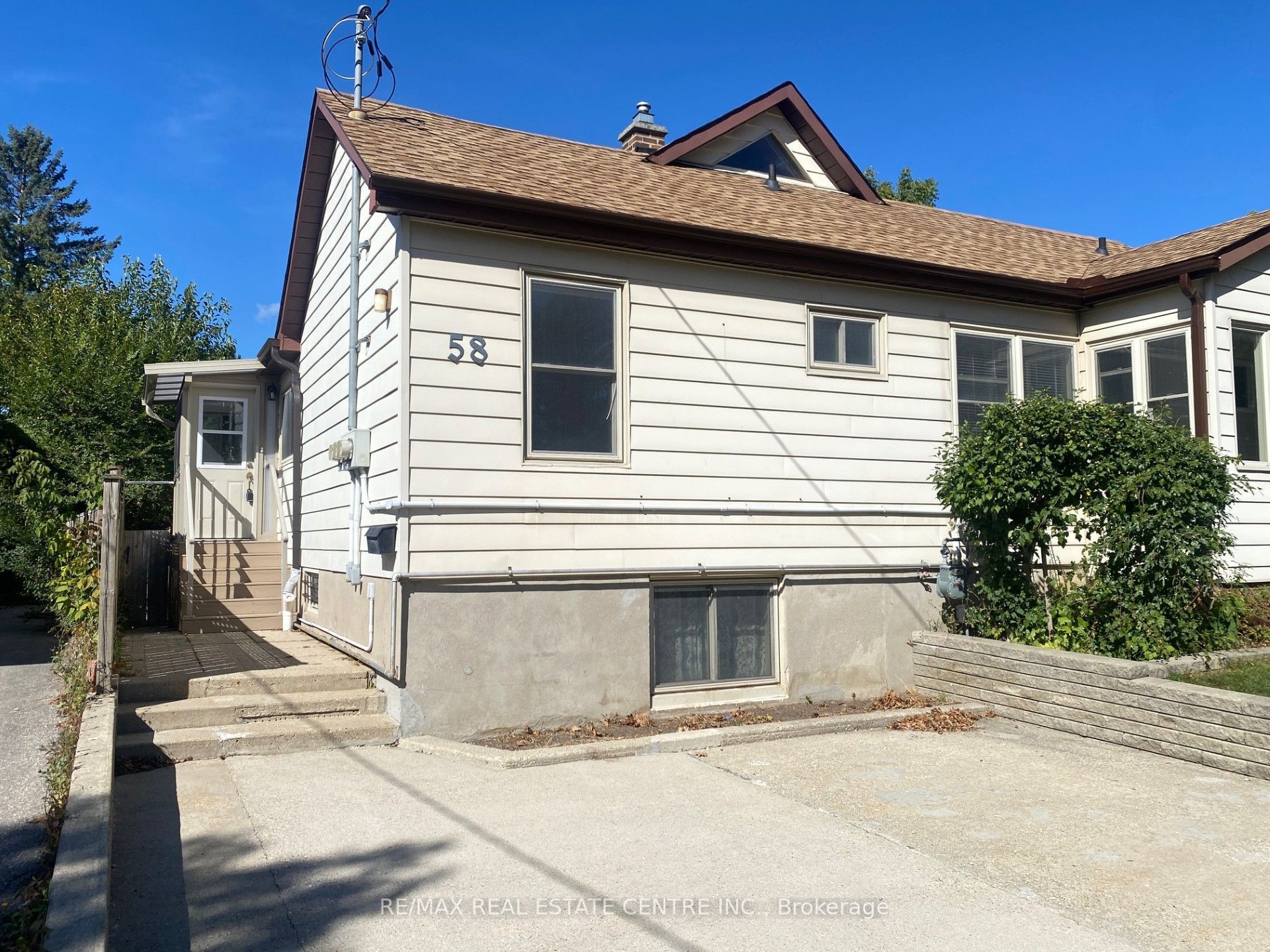 58 Fifth Avenue Property Photo 1
