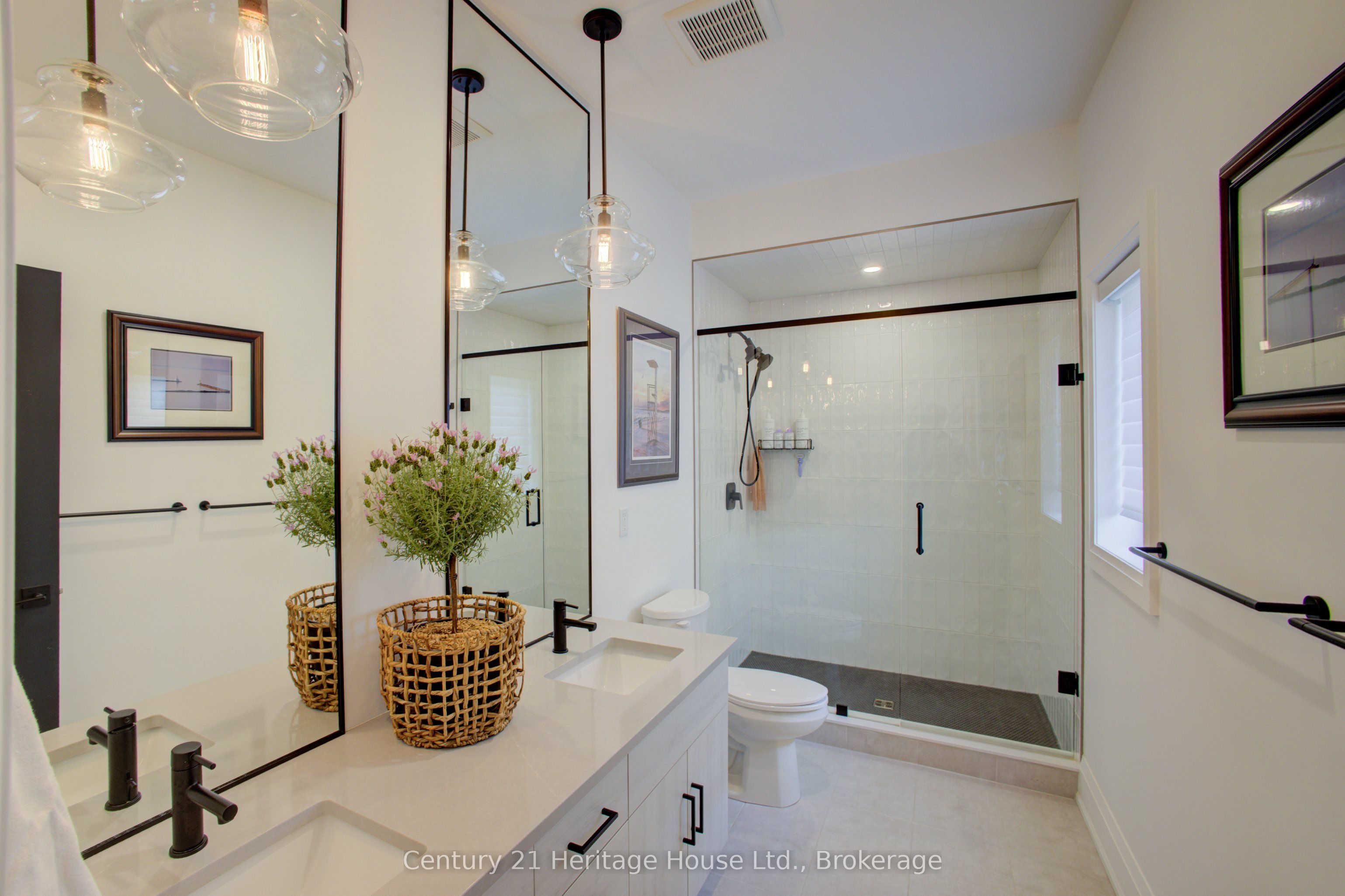 111 Eccles Avenue Property Photo 31