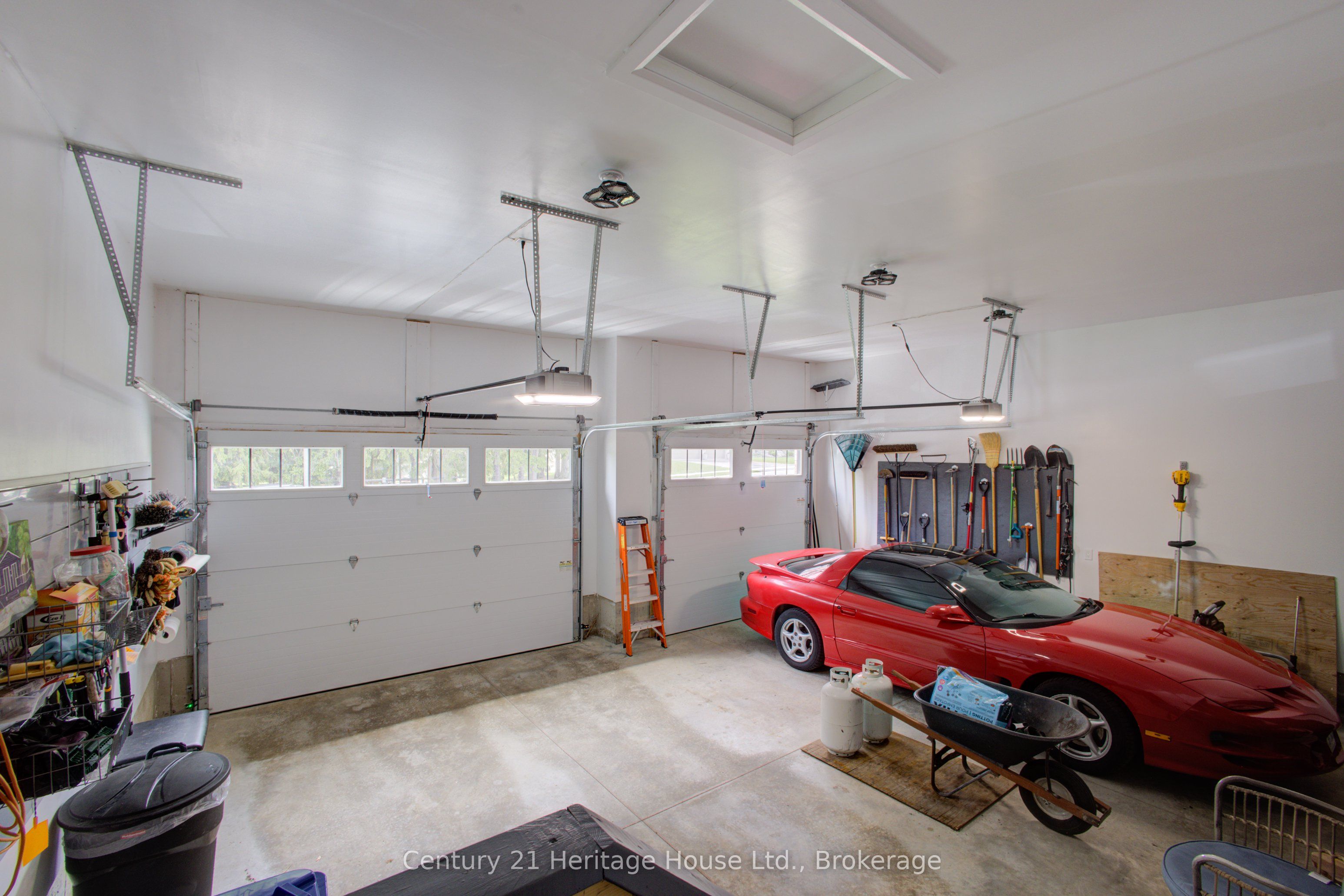 111 Eccles Avenue Property Photo 35
