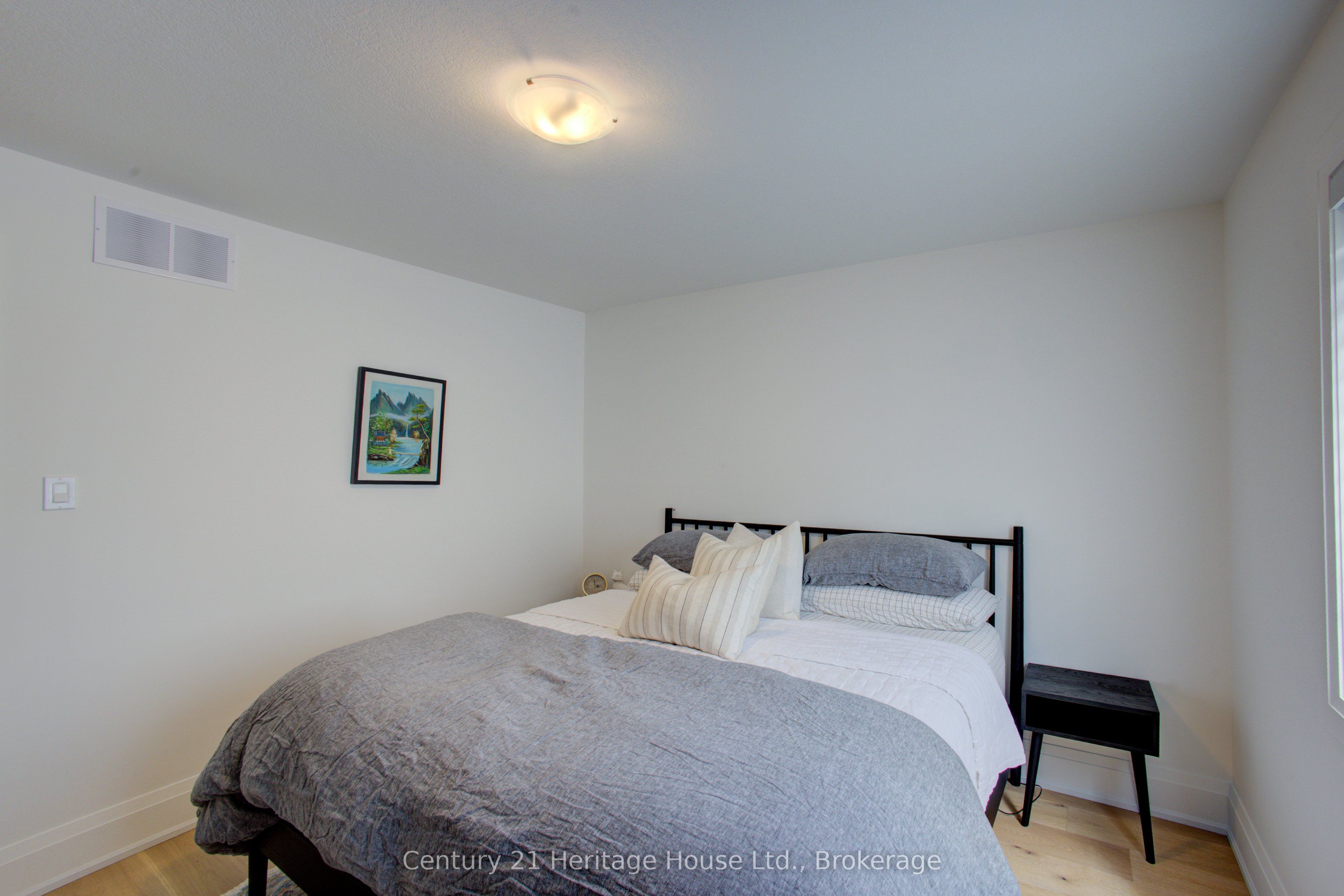 111 Eccles Avenue Property Photo 38