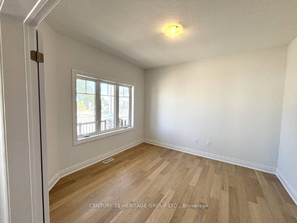 130 Beacon Drive Property Photo 3
