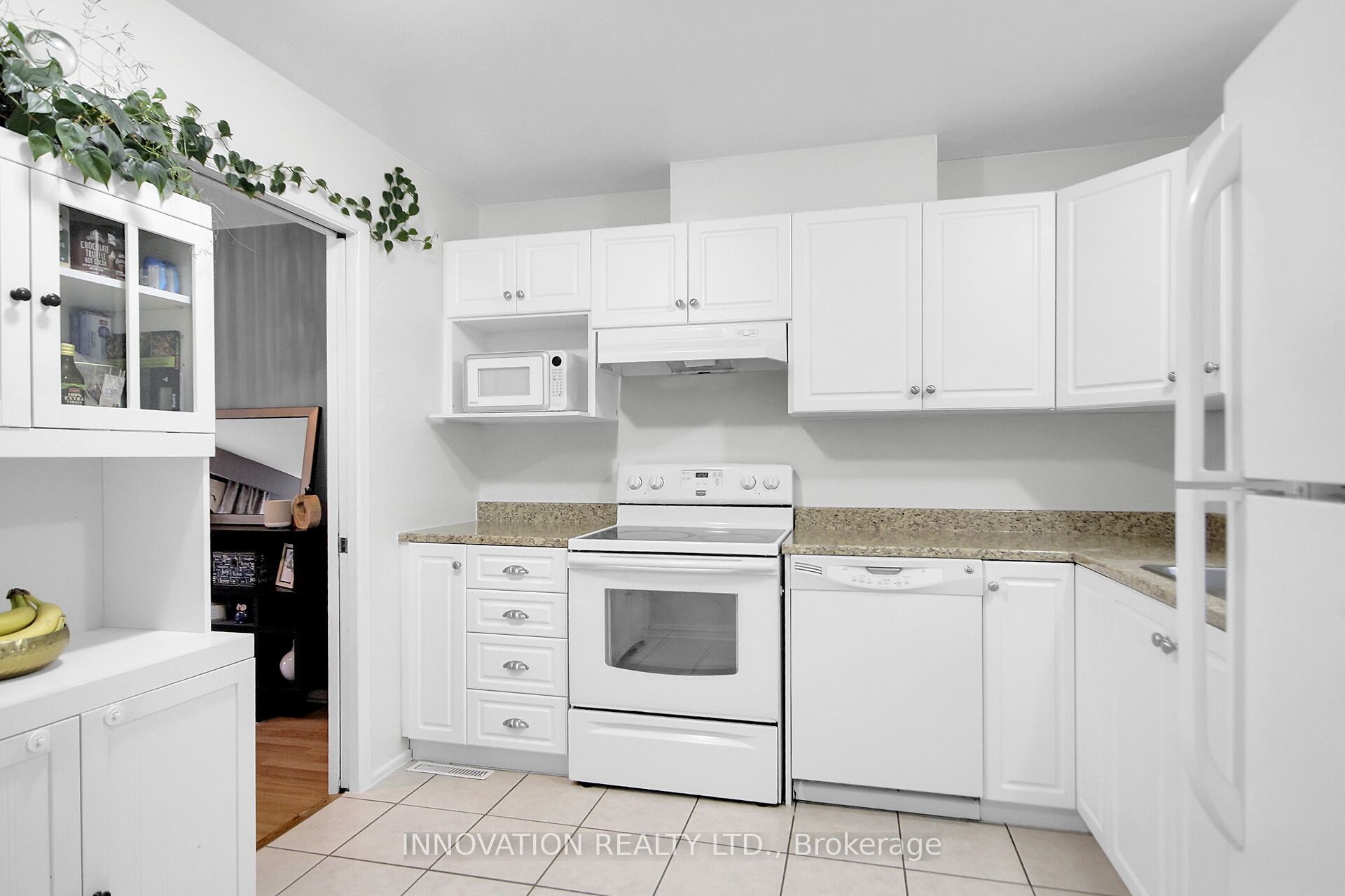 3921d Old Richmond Road Property Photo 10