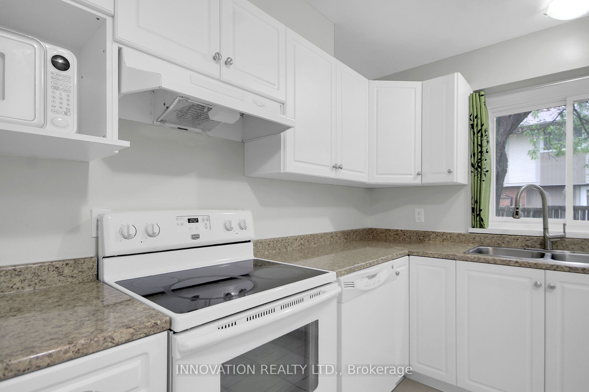 3921d Old Richmond Road Property Photo 11