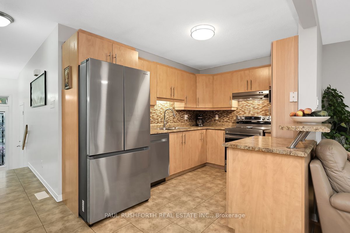 2601 Raymond Street Property Photo 13