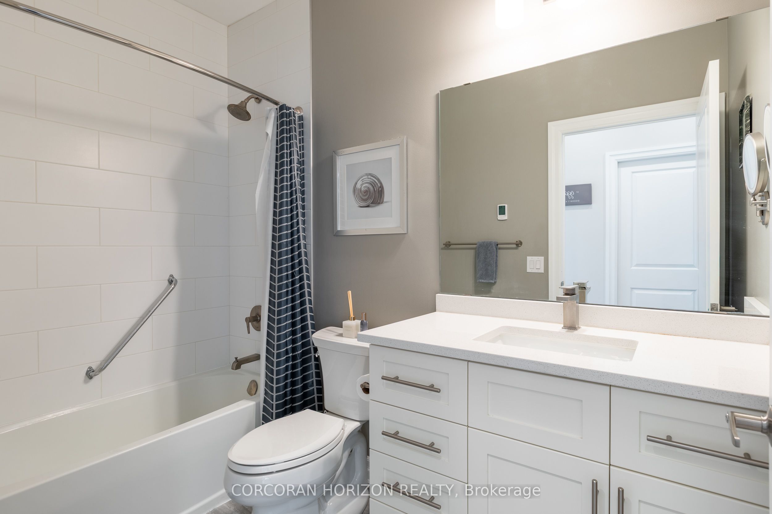 1878 Gordon Street 1102 Property Photo 10