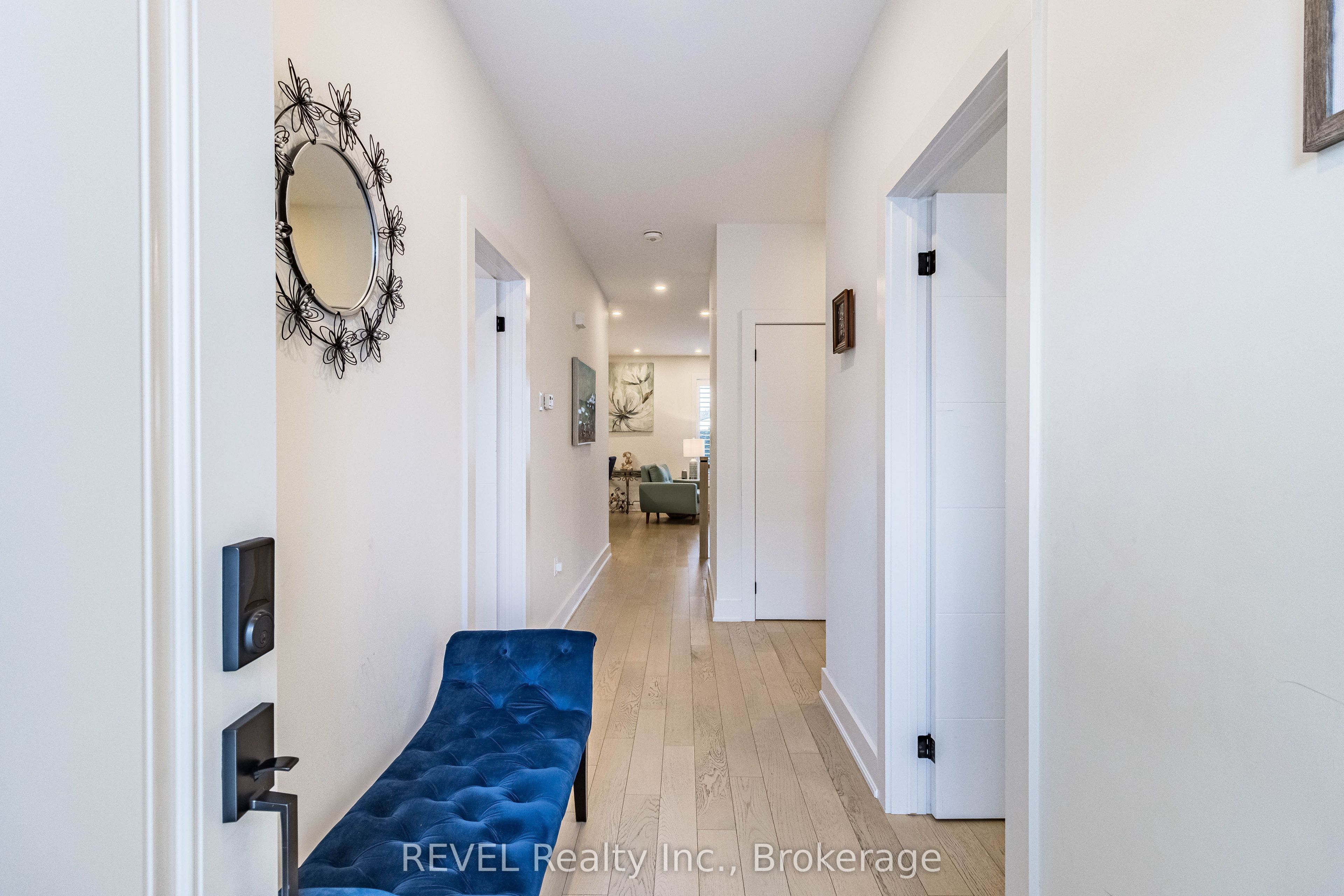 18 Princeton Common Street Property Photo 4